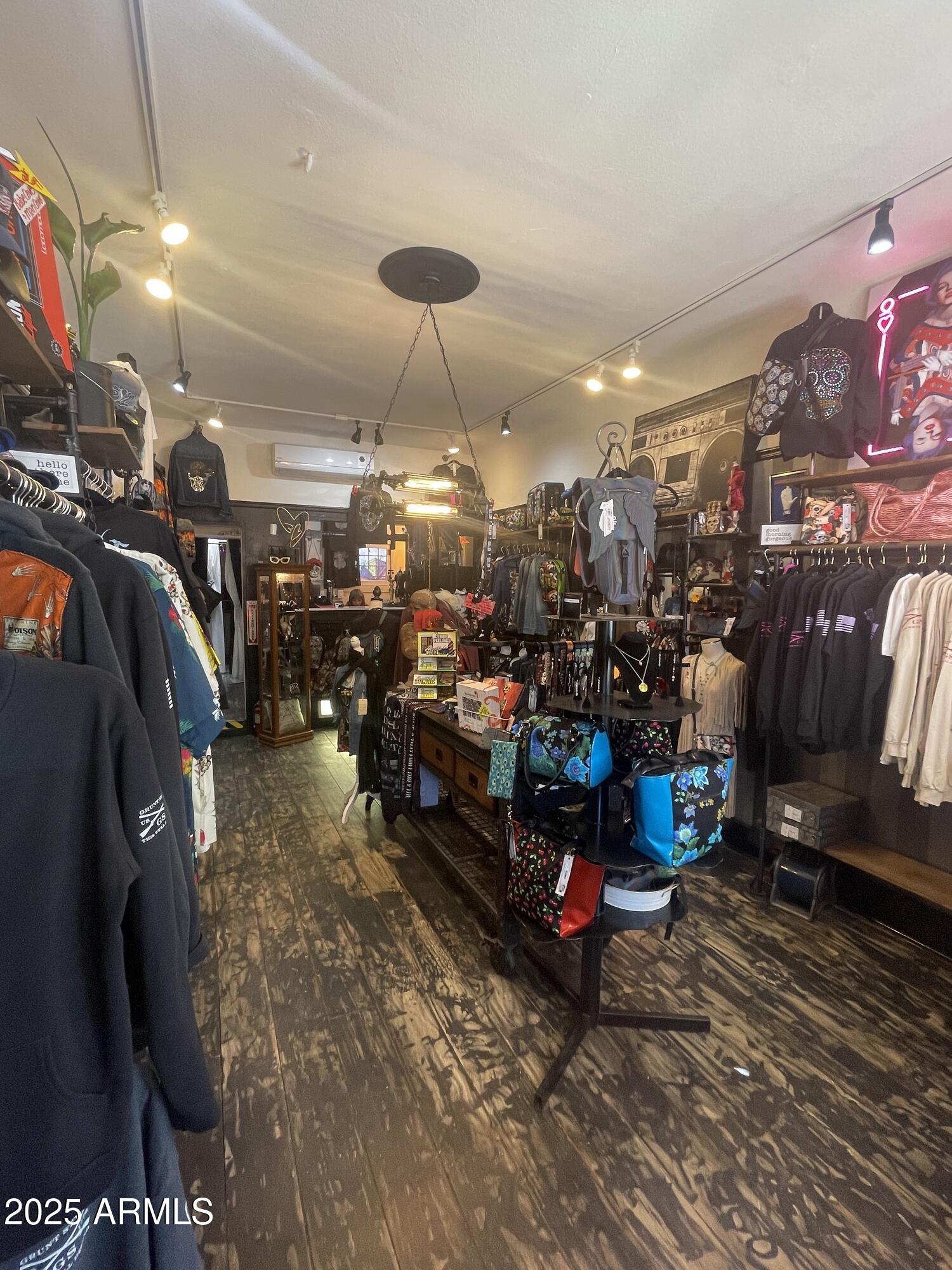 COTTONWOOD ADD - Commercial Sale