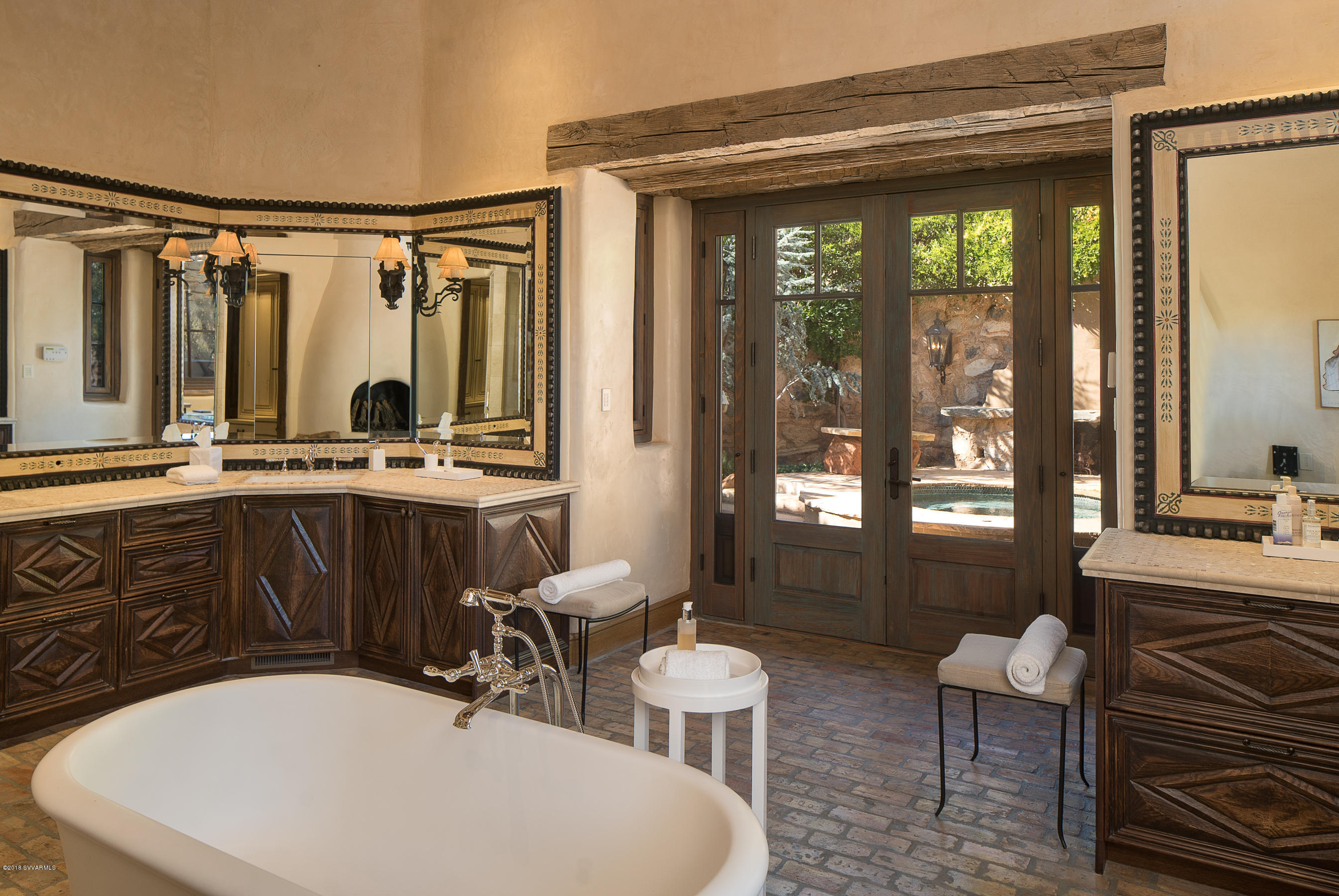 Seven Canyons - Residential