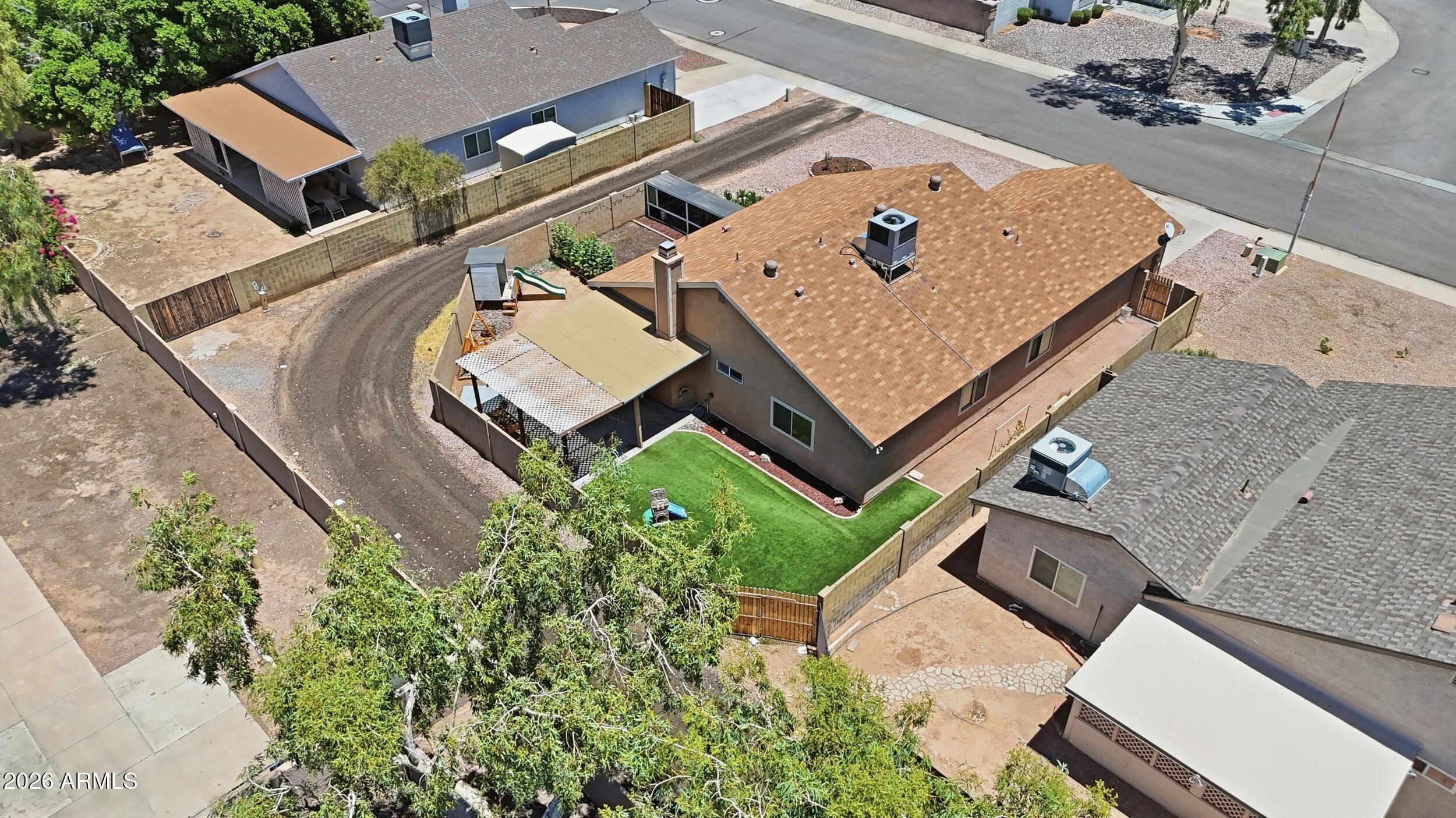BRIDGEPORTE - Residential