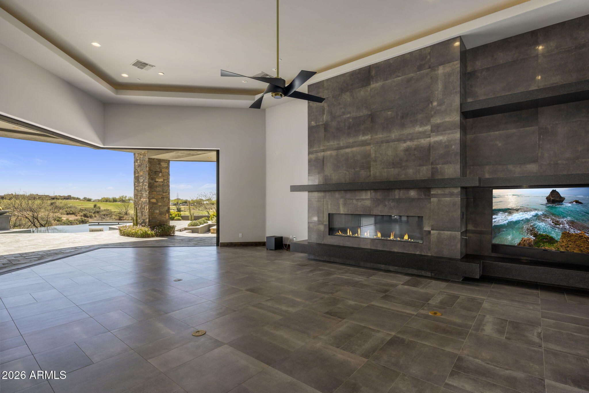 DESERT MOUNTAIN - Residential