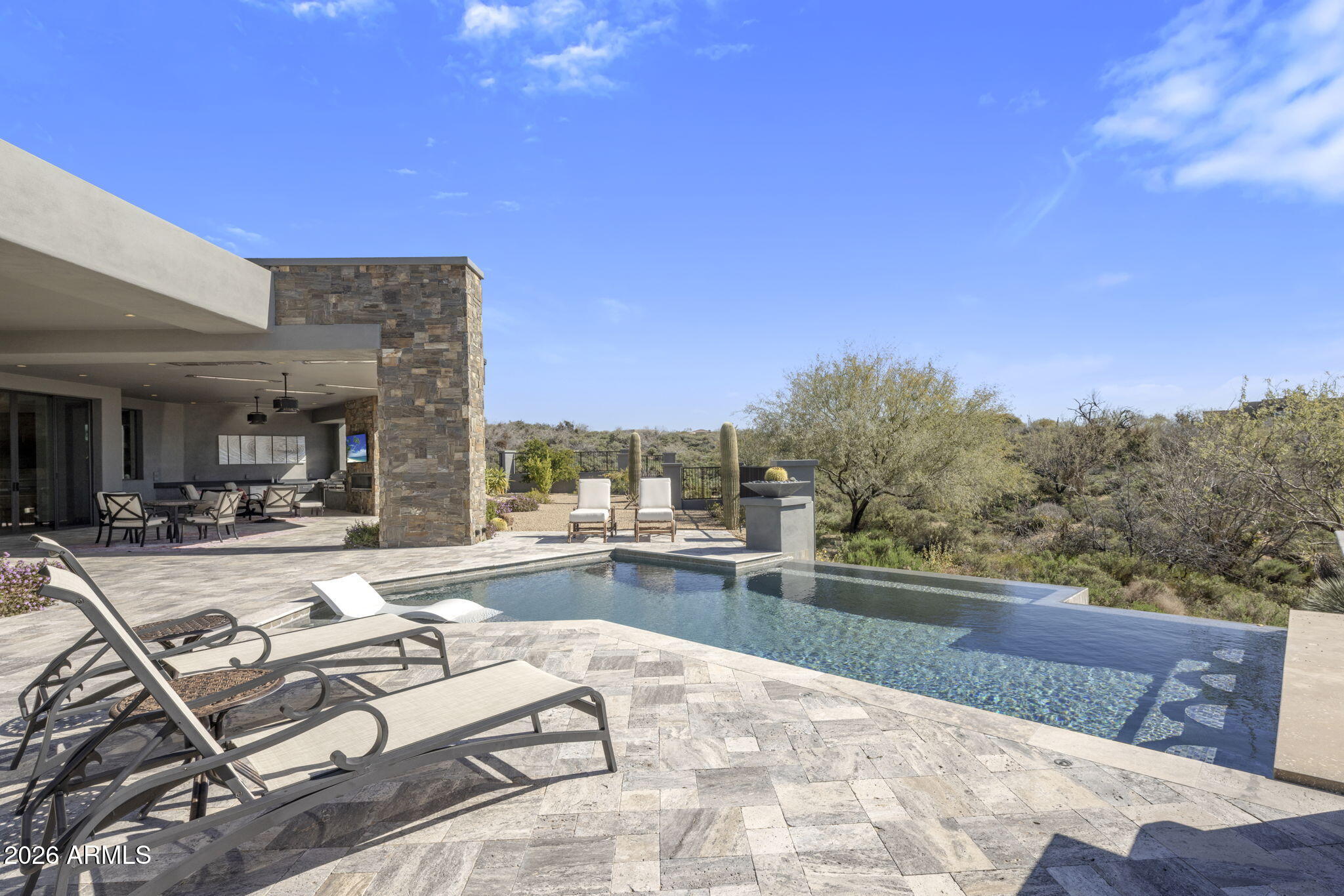 DESERT MOUNTAIN - Residential