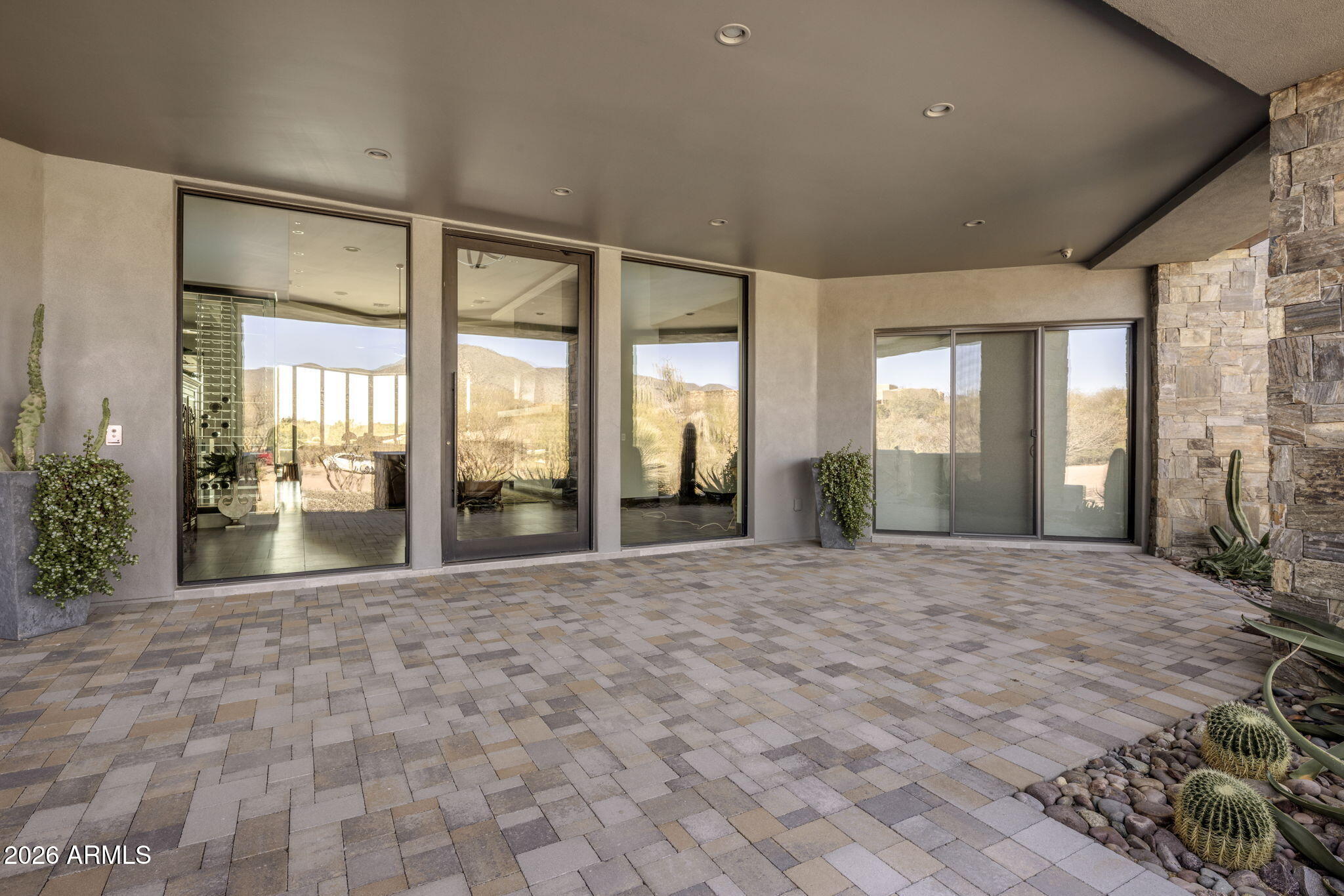 DESERT MOUNTAIN - Residential