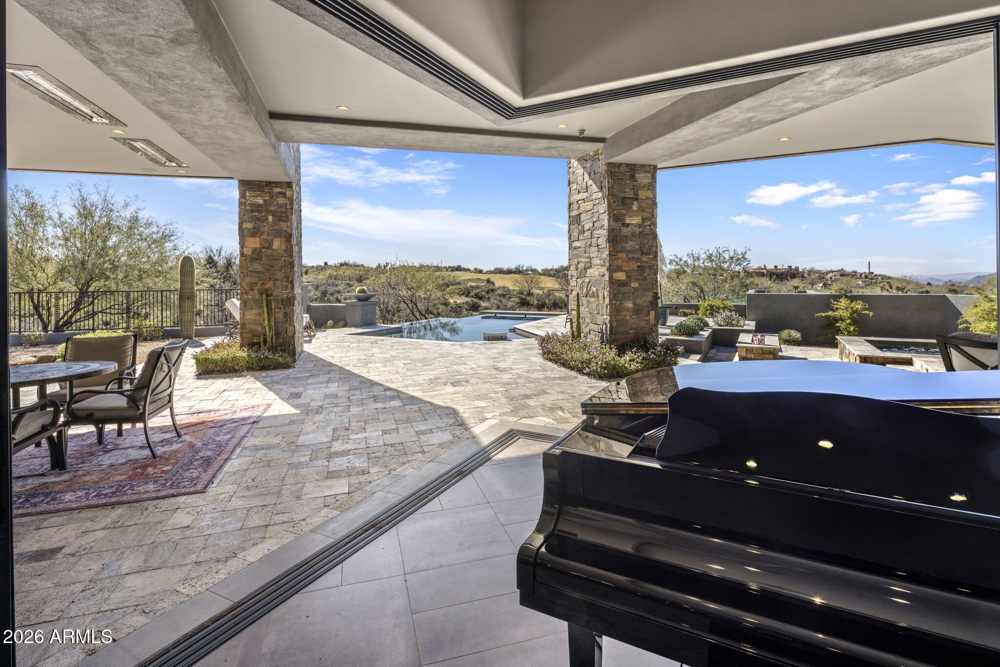 DESERT MOUNTAIN - Residential