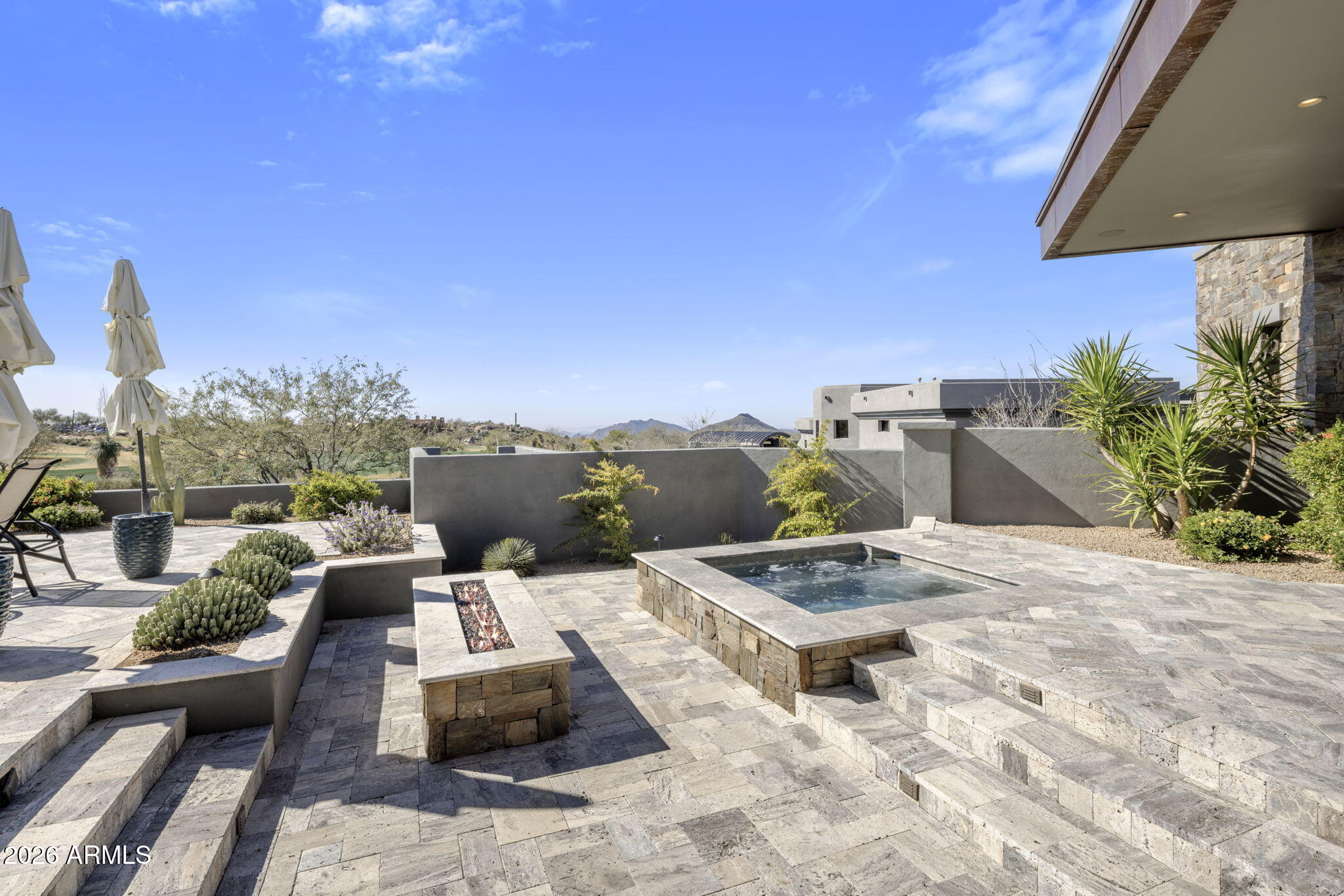 DESERT MOUNTAIN - Residential