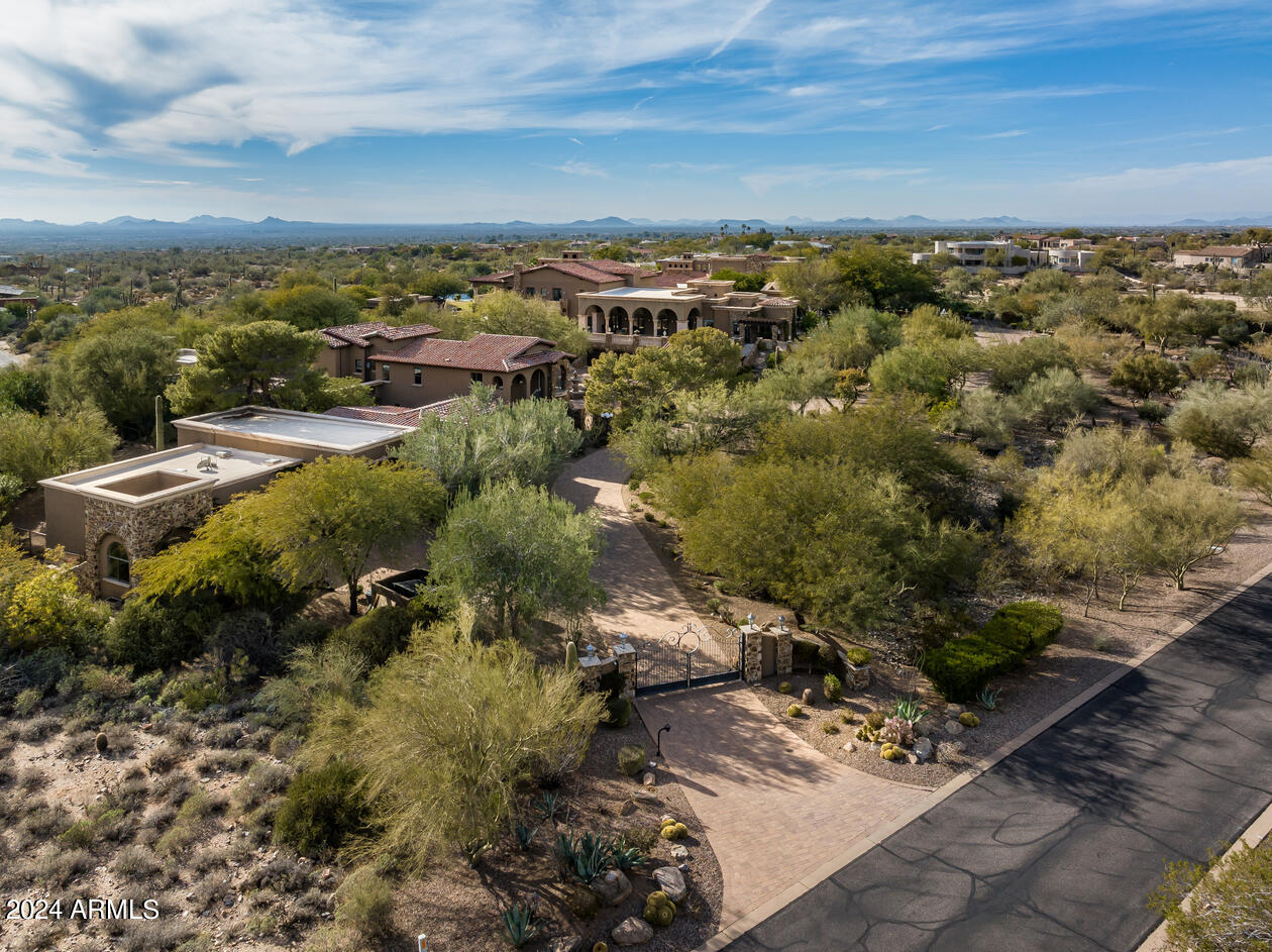 CANYON HEIGHTS - Residential