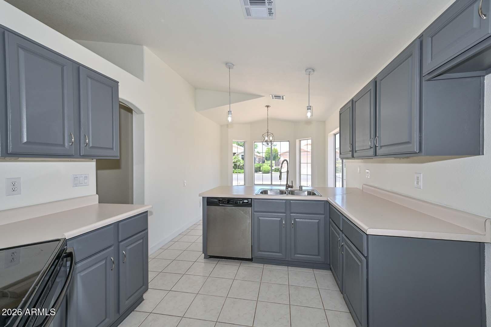 PARCEL 9 AT ARROWHEAD RANCH - Residential