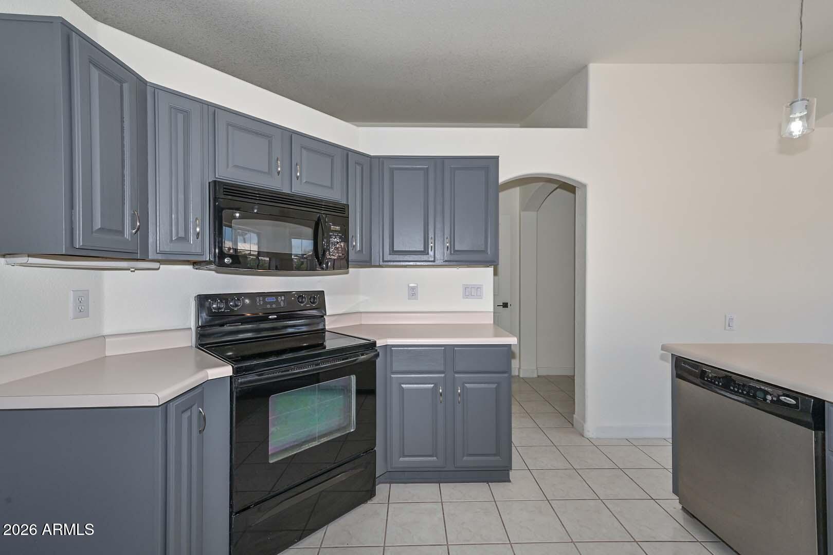 PARCEL 9 AT ARROWHEAD RANCH - Residential