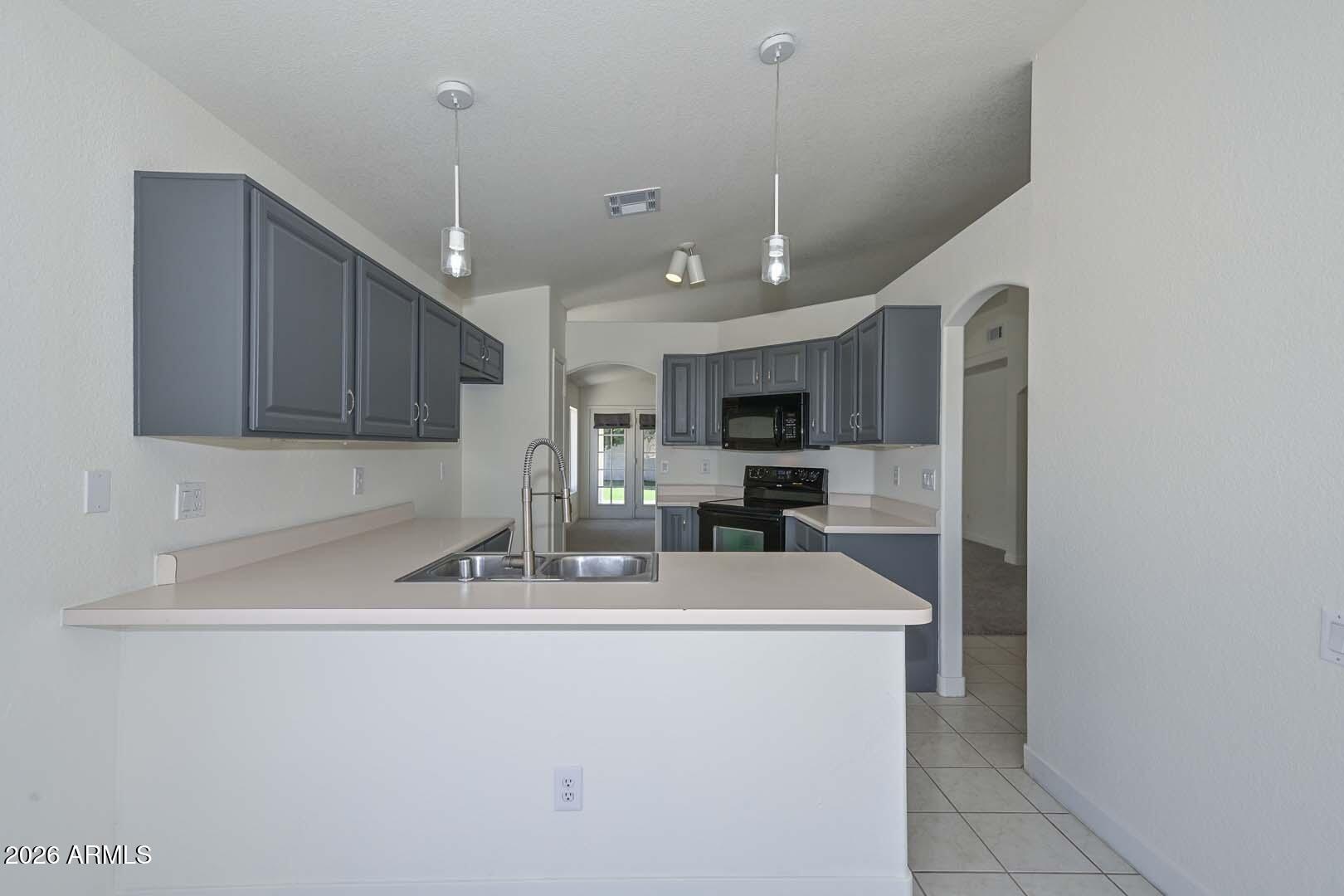 PARCEL 9 AT ARROWHEAD RANCH - Residential