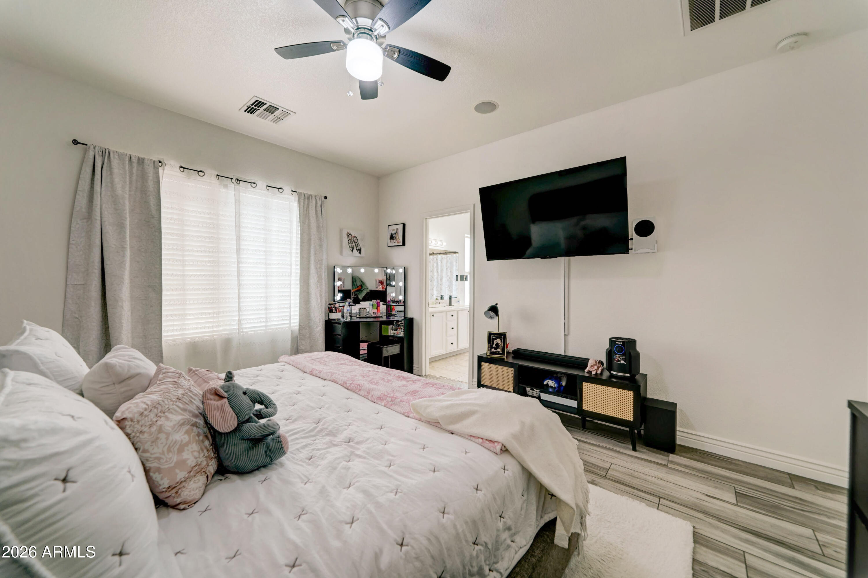 Signal Butte Manor - Residential