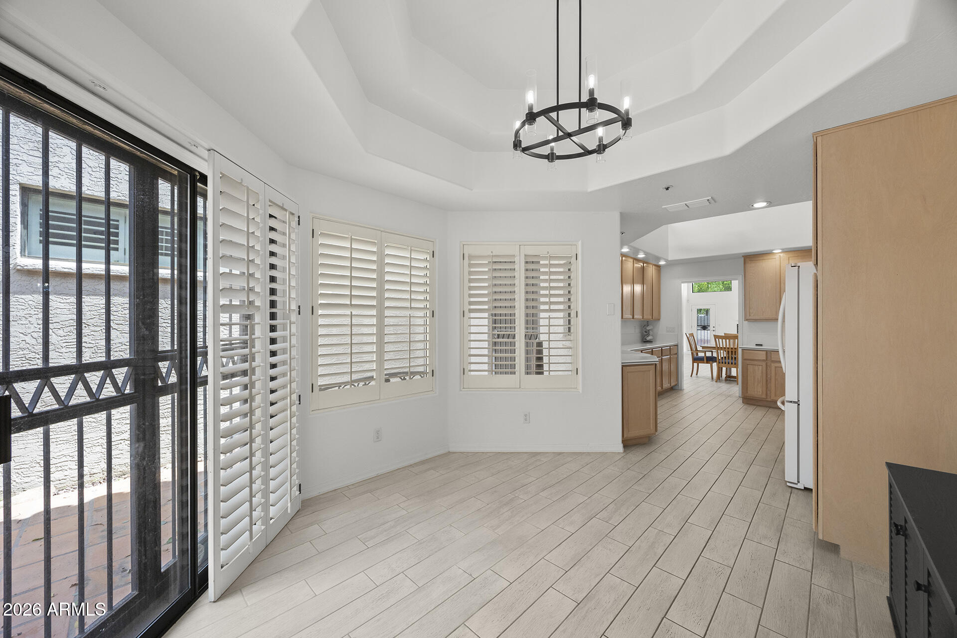 LAS PALOMAS - Residential Lease