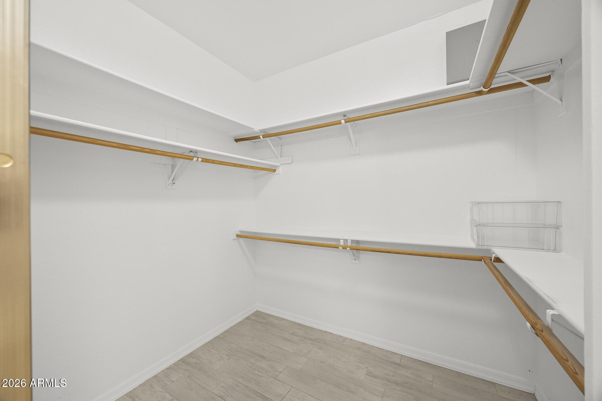 LAS PALOMAS - Residential Lease
