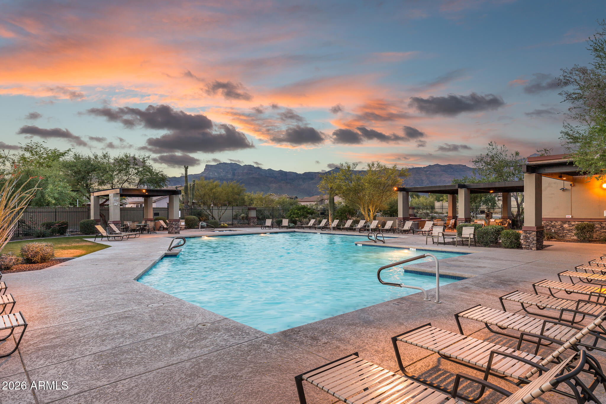 Superstition Foothills - Residential