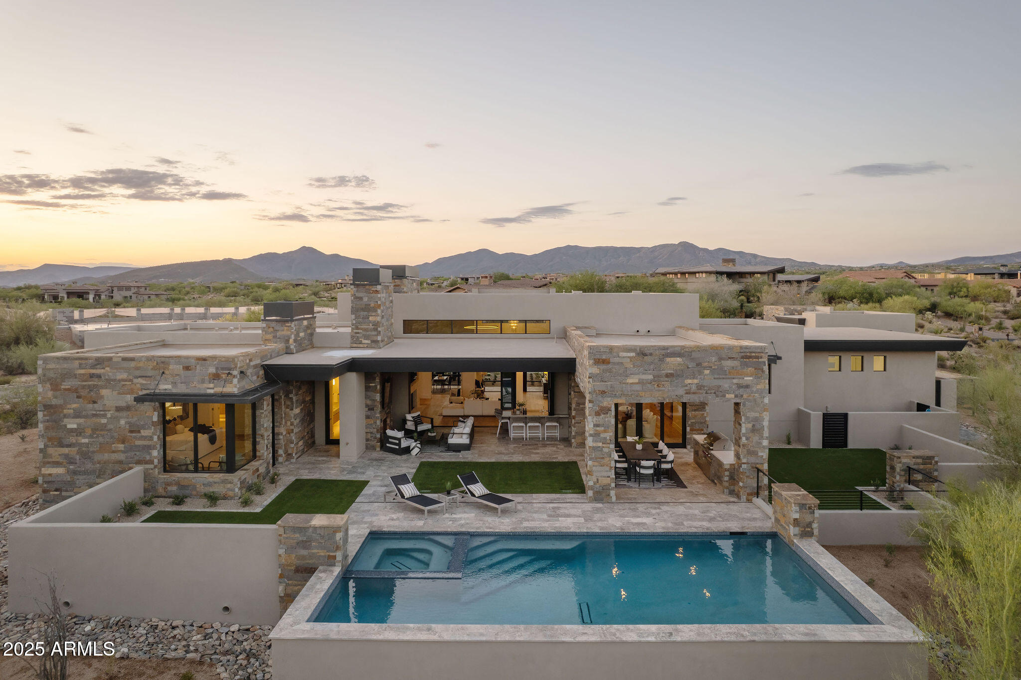 MIRABEL - Residential