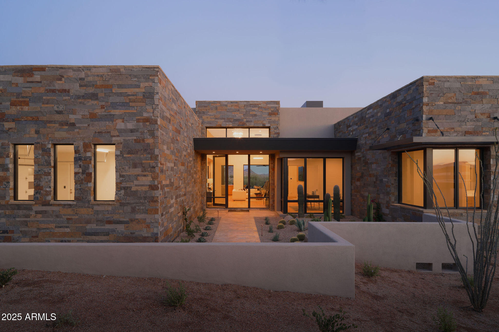MIRABEL - Residential