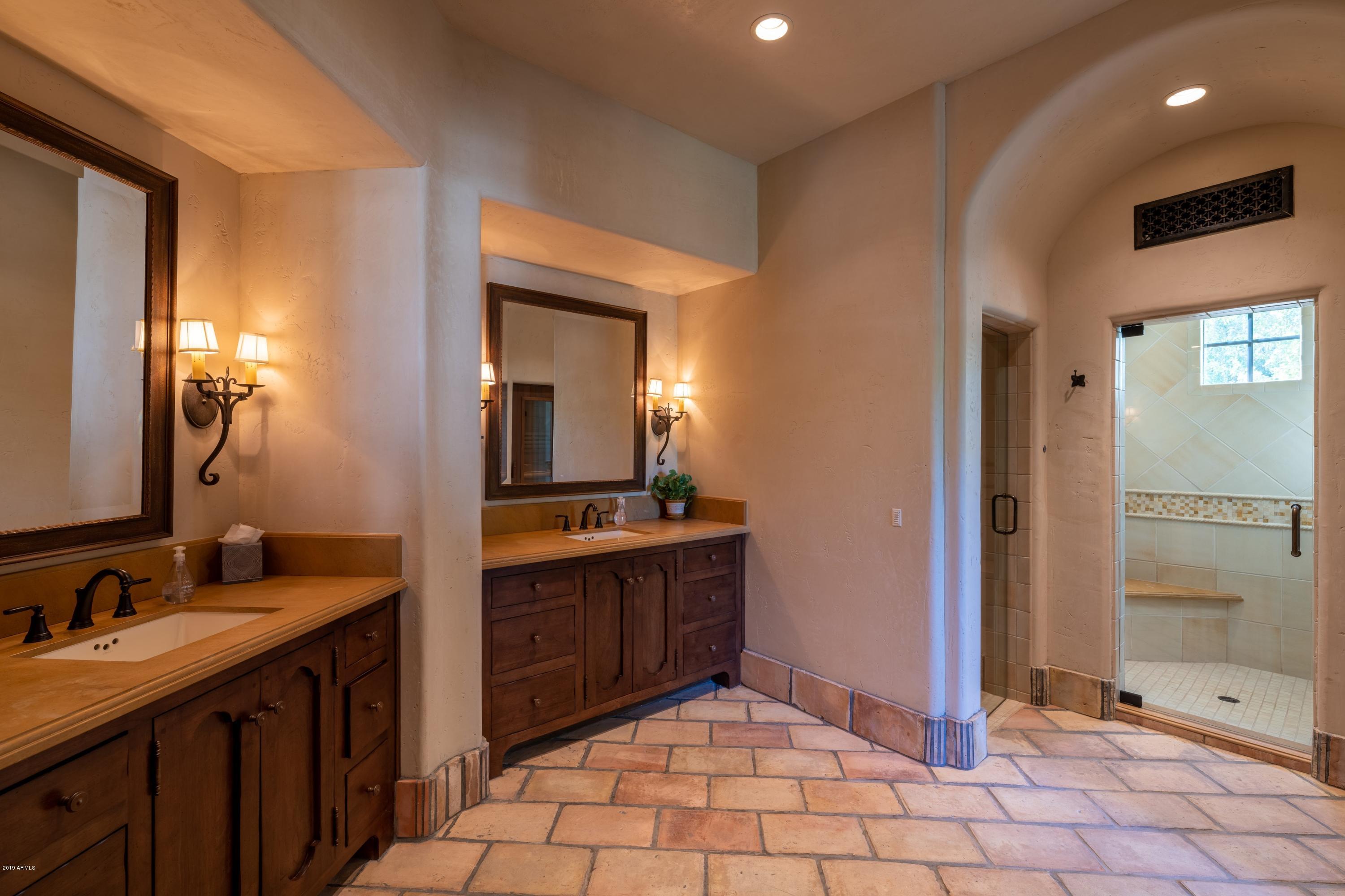 Paradise Valley Farms - Residential