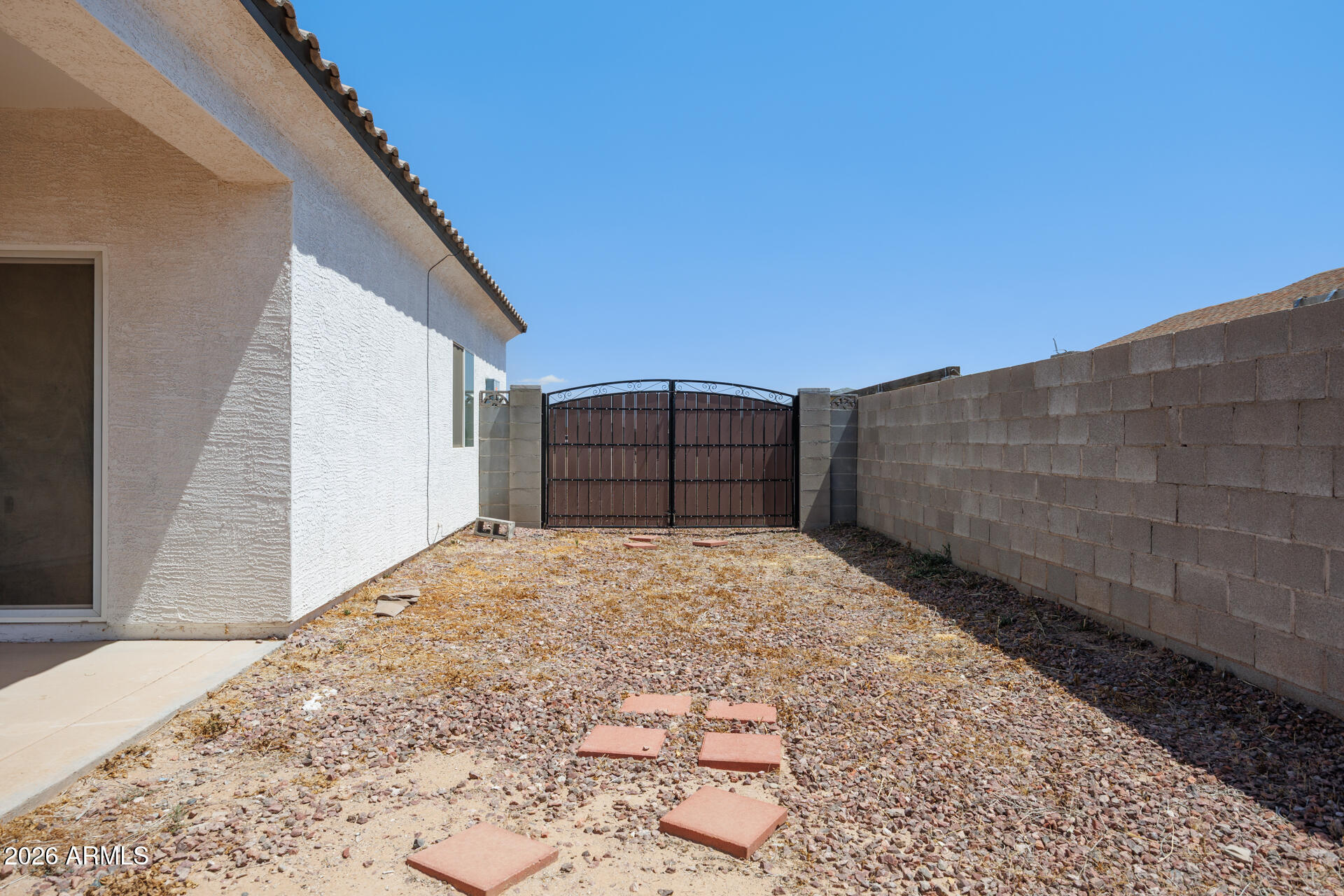 ARIZONA CITY UNIT FIFTEEN - Residential