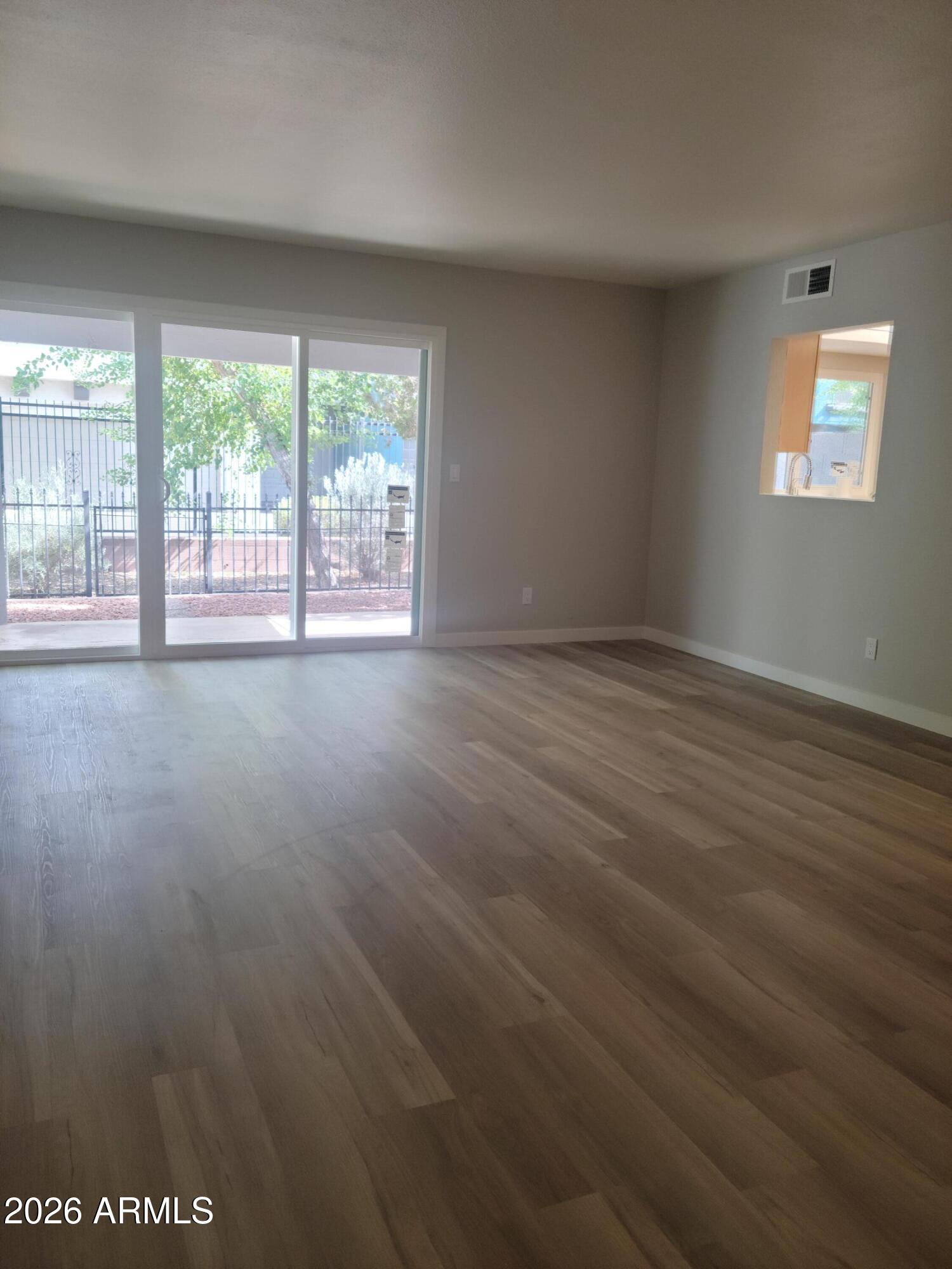PEPPERWOOD TOWNHOMES UNIT 3 - Residential