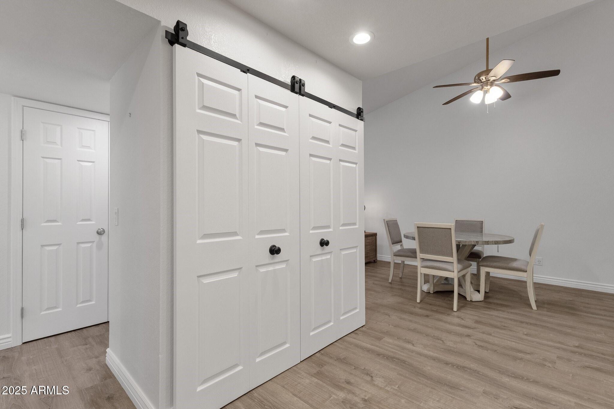 KINGSDALE CONDOMINIUMS UNIT 15 - Residential