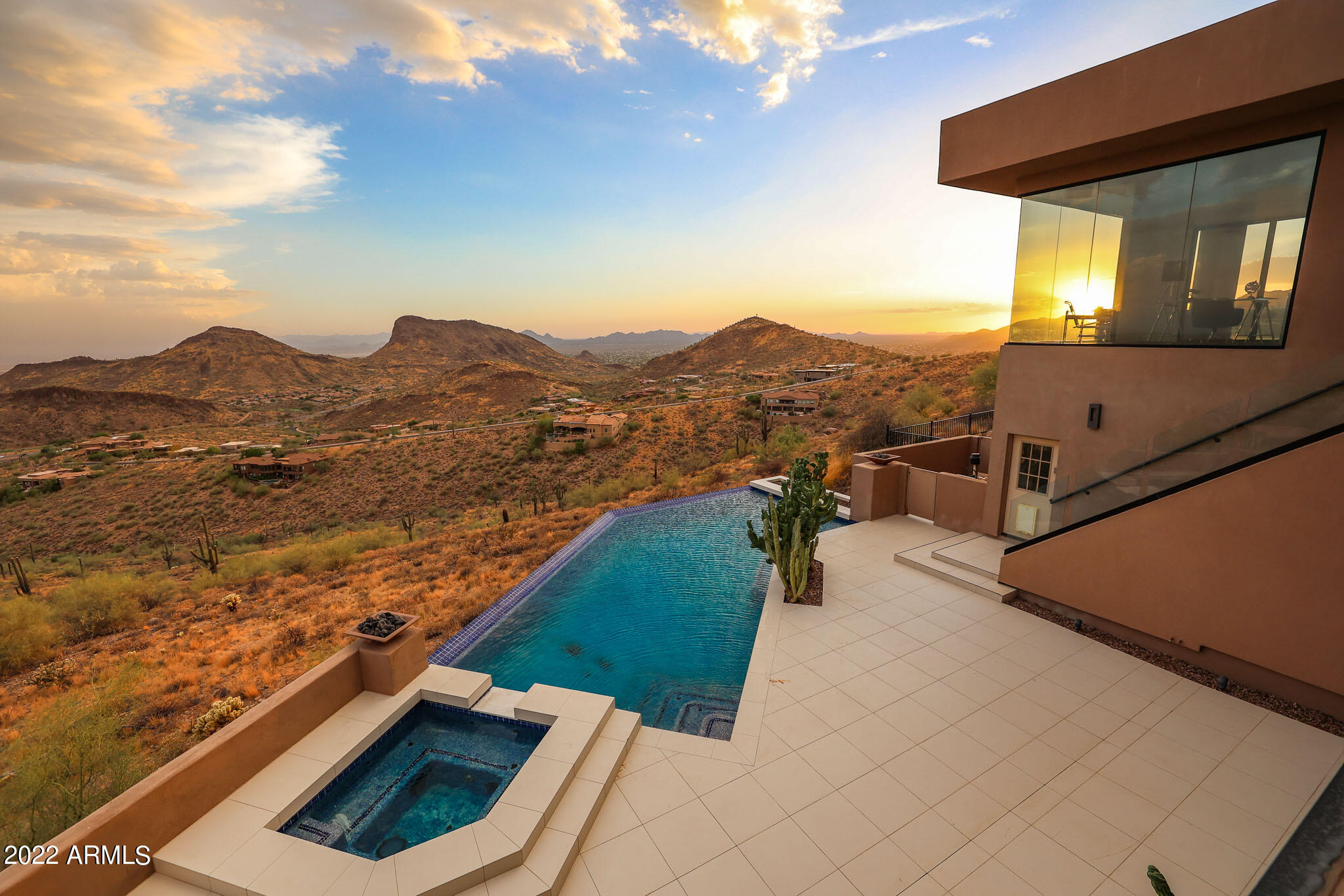 CRESTVIEW AT FOUNTAIN HILLS - Residential