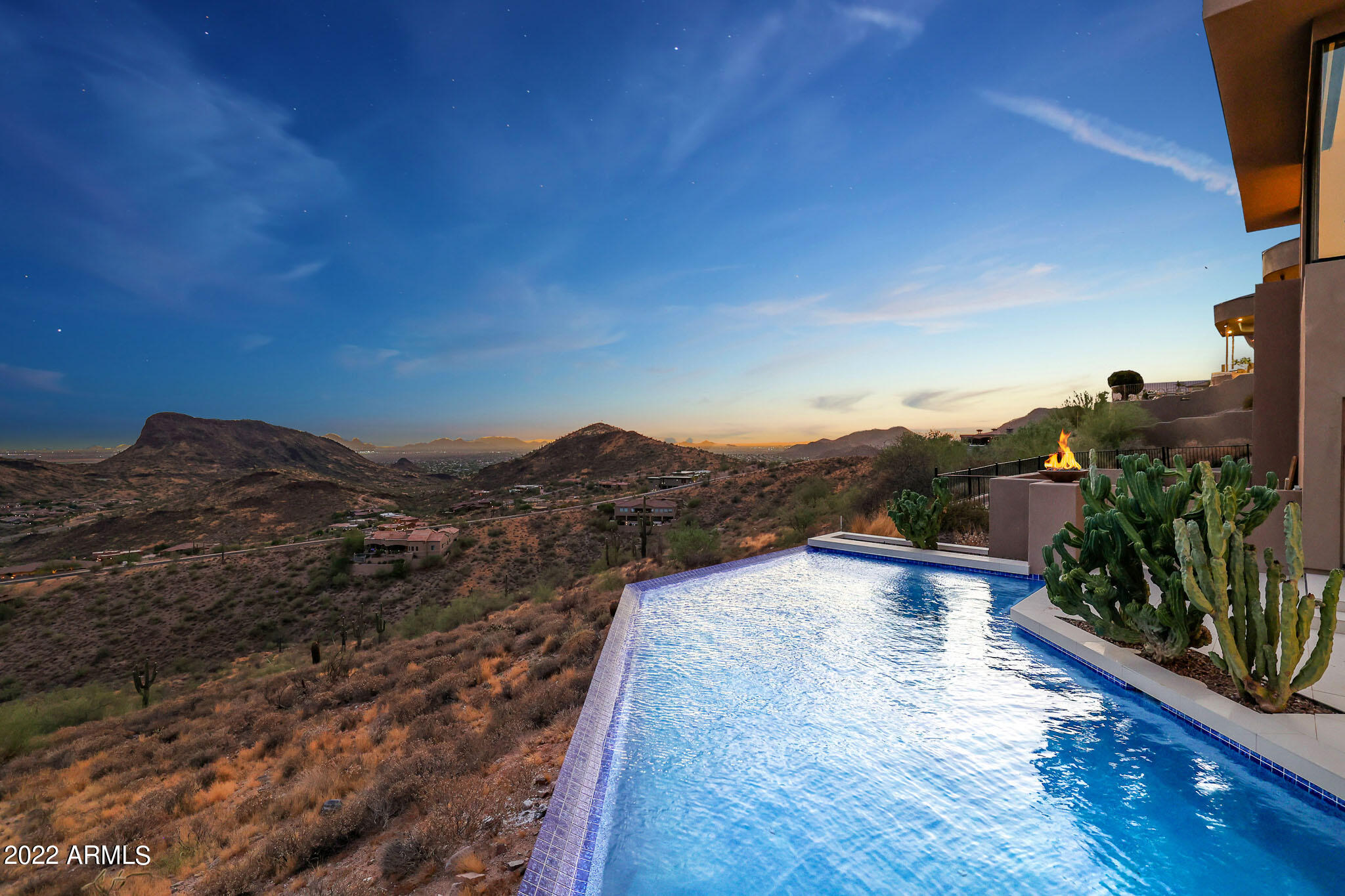 CRESTVIEW AT FOUNTAIN HILLS - Residential