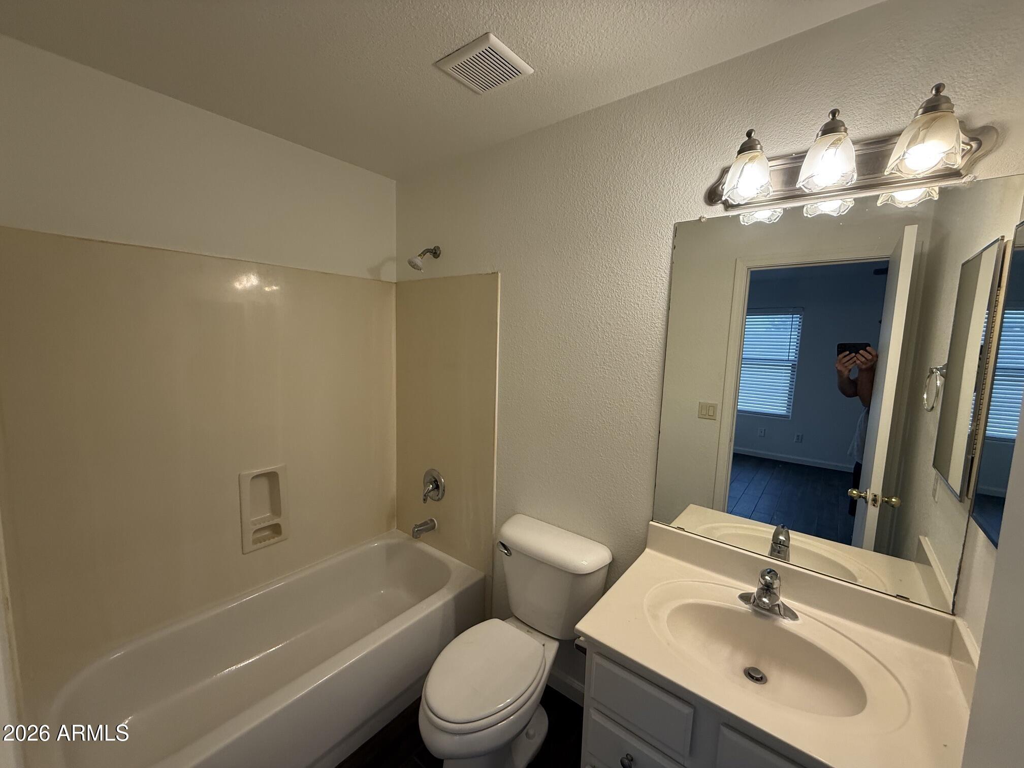 SIERRA MONTANA PARCEL 10 - Residential Lease