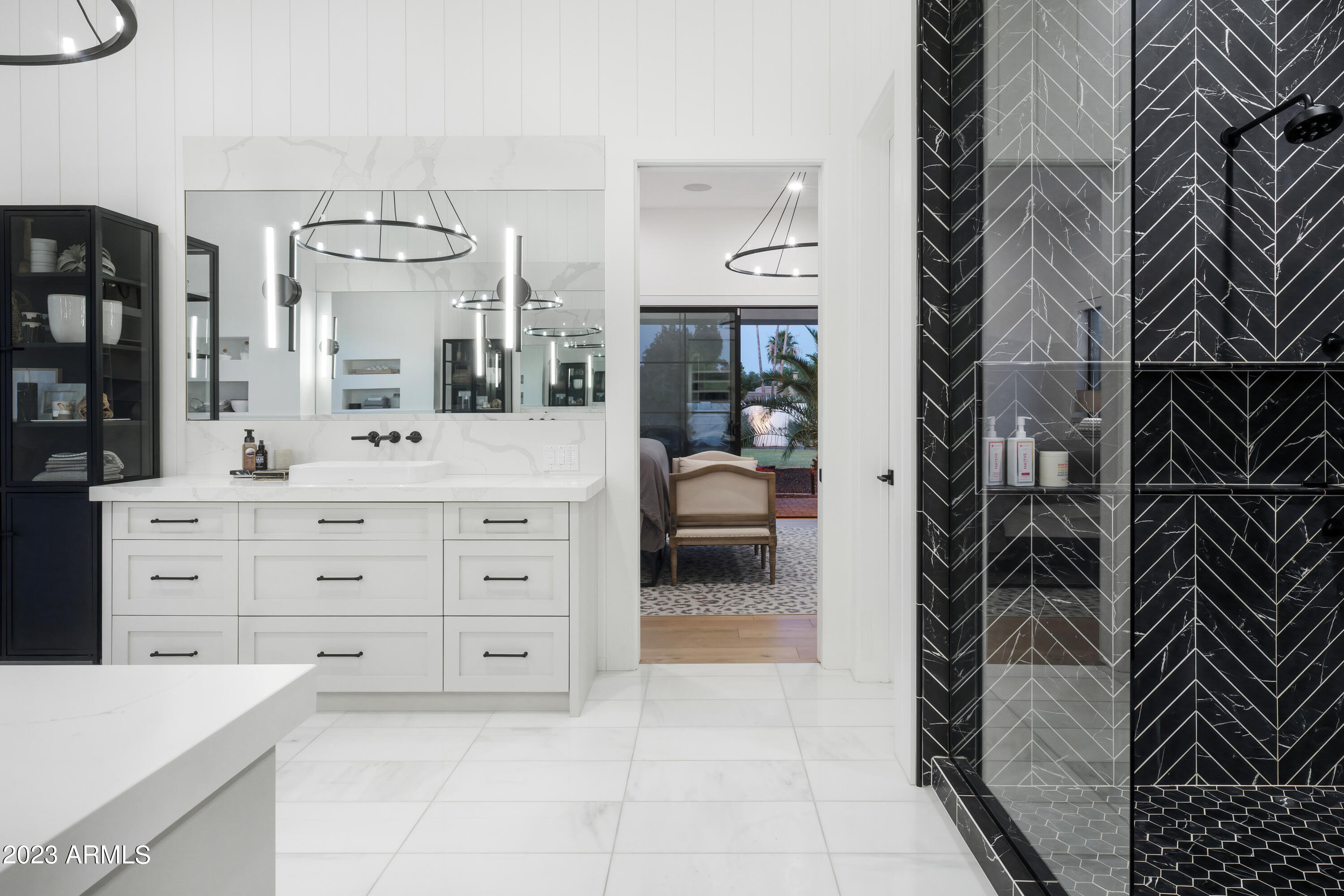 LOR VILLA ESTATES - Residential