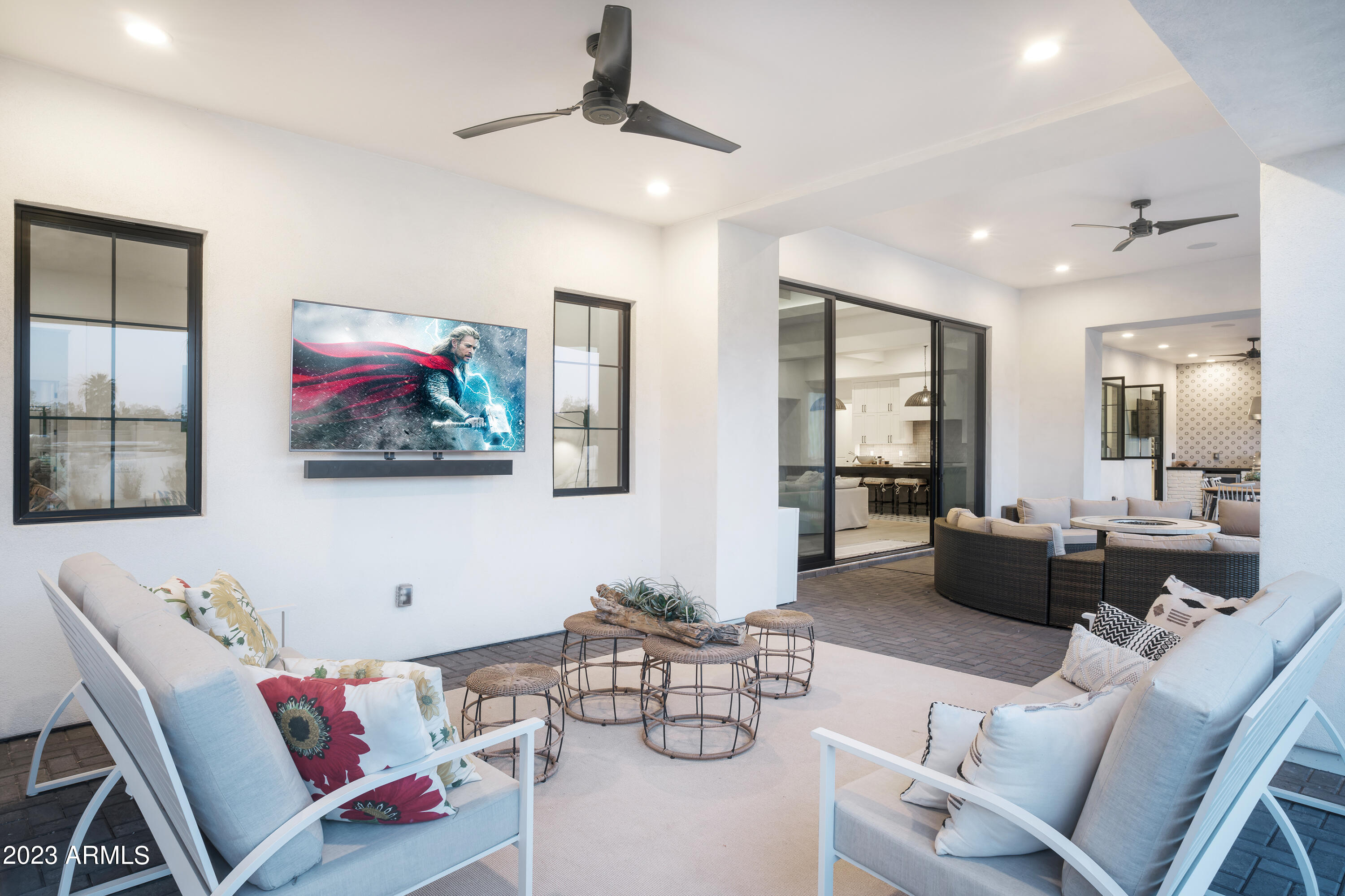 LOR VILLA ESTATES - Residential