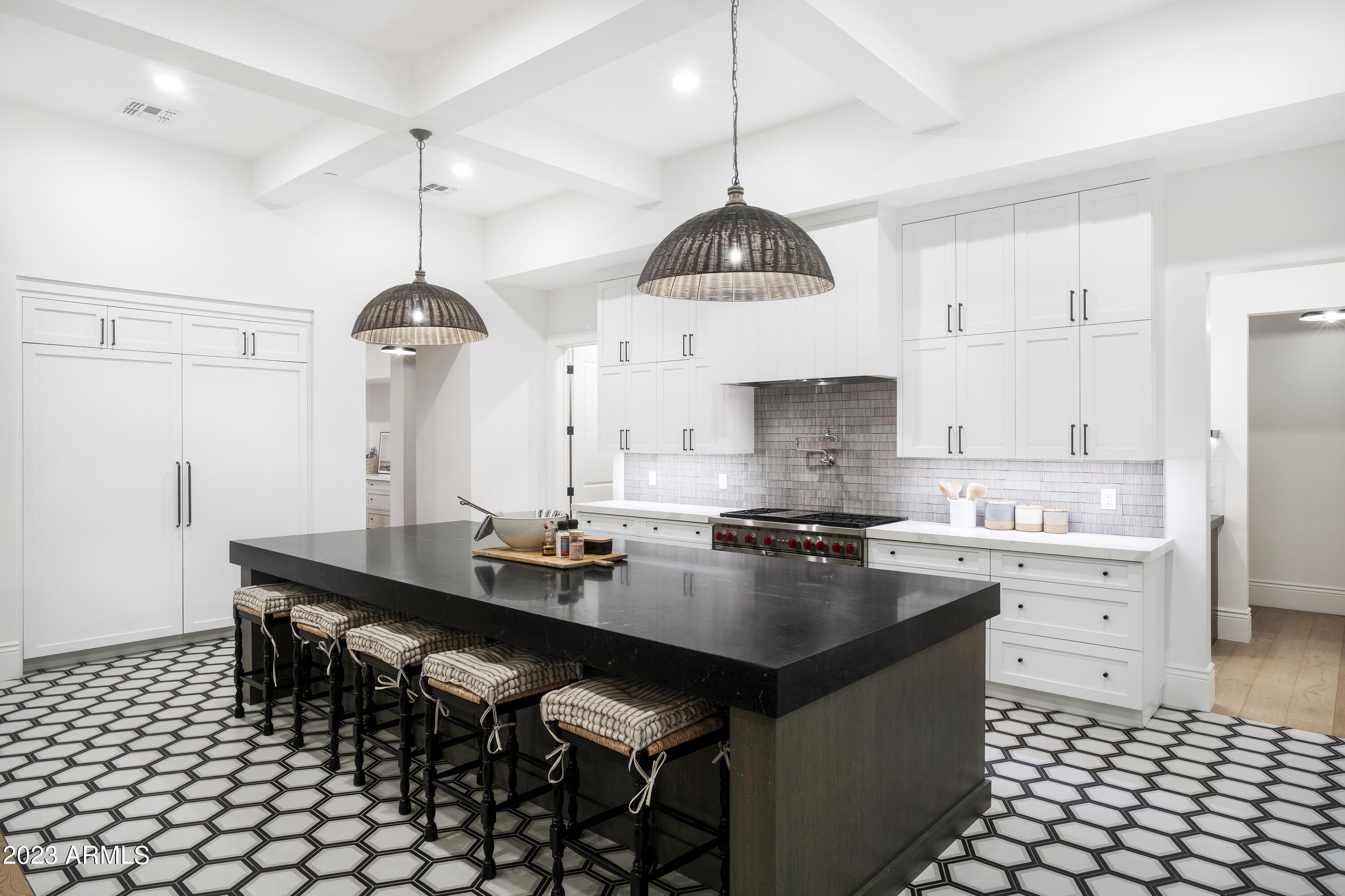 LOR VILLA ESTATES - Residential