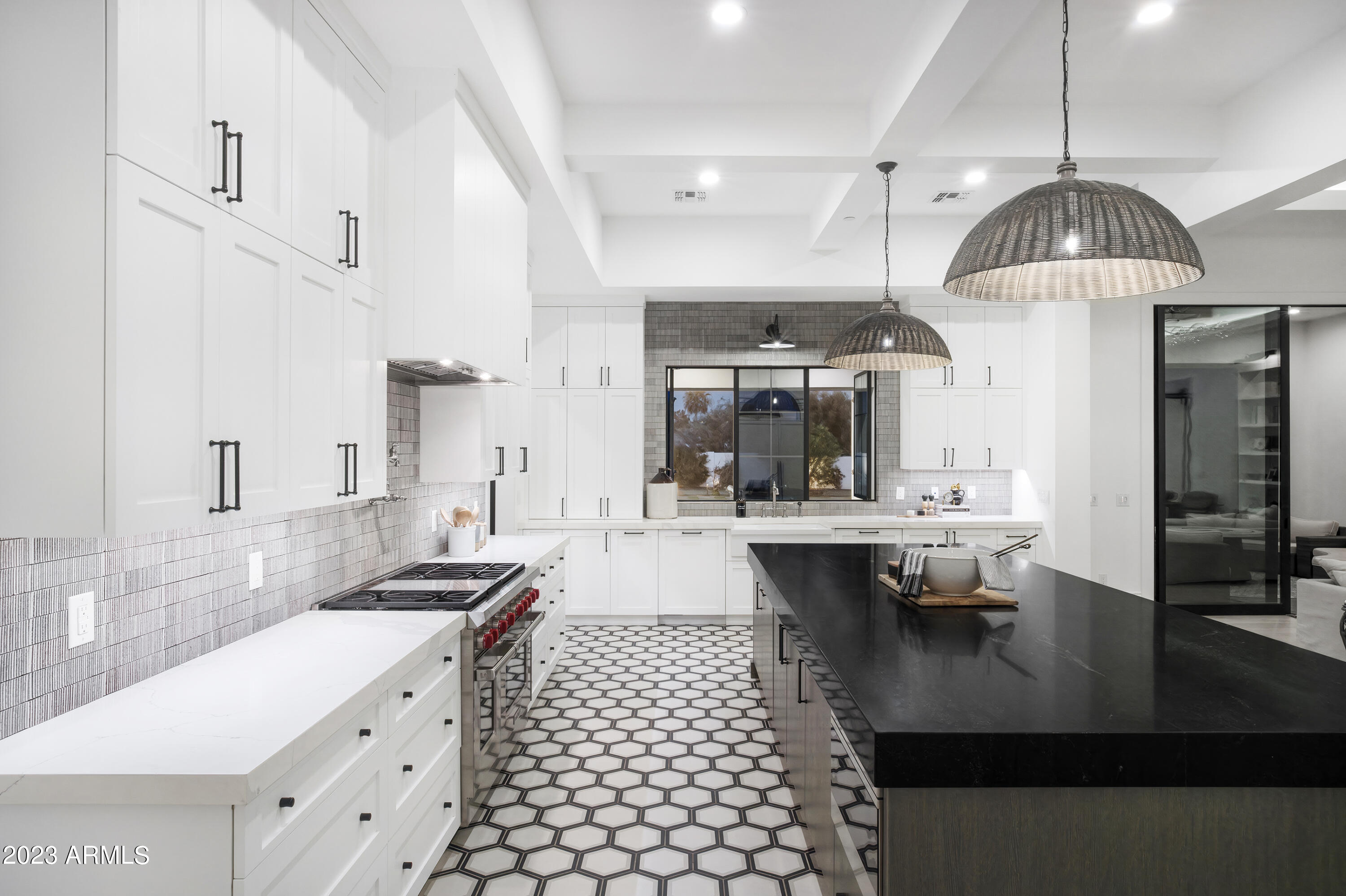 LOR VILLA ESTATES - Residential