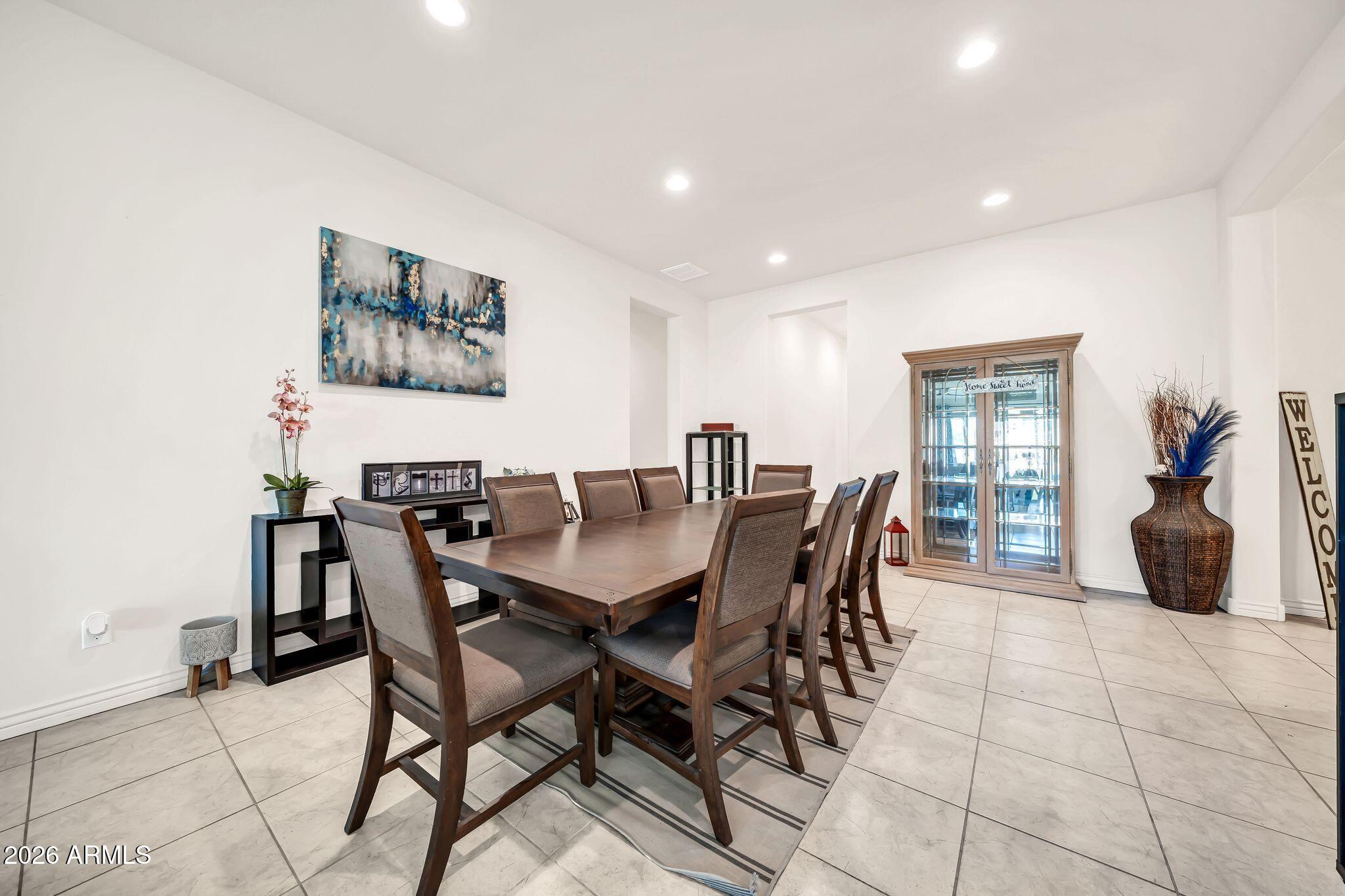 WESTERN ENCLAVE - Residential