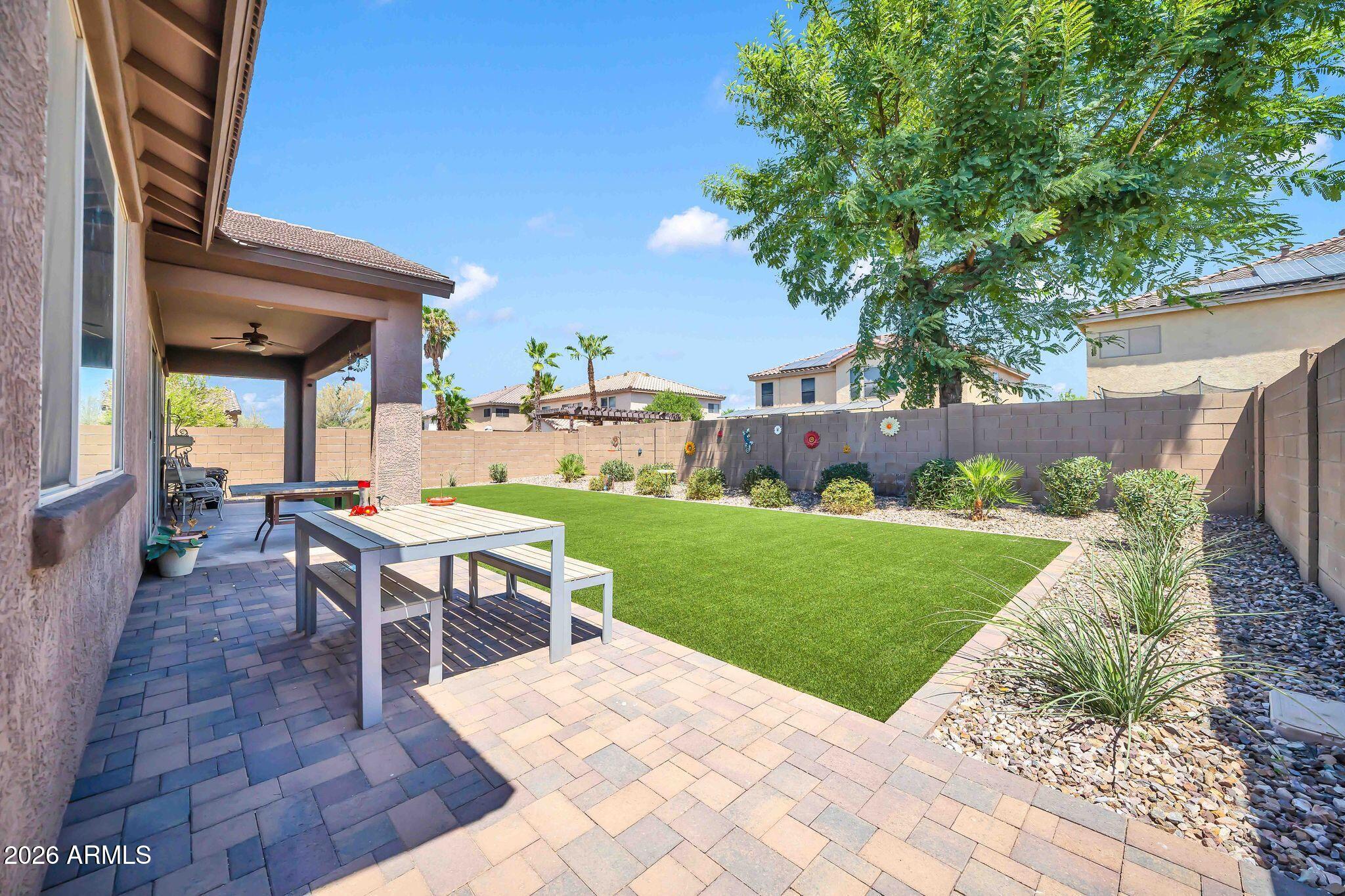 WESTERN ENCLAVE - Residential