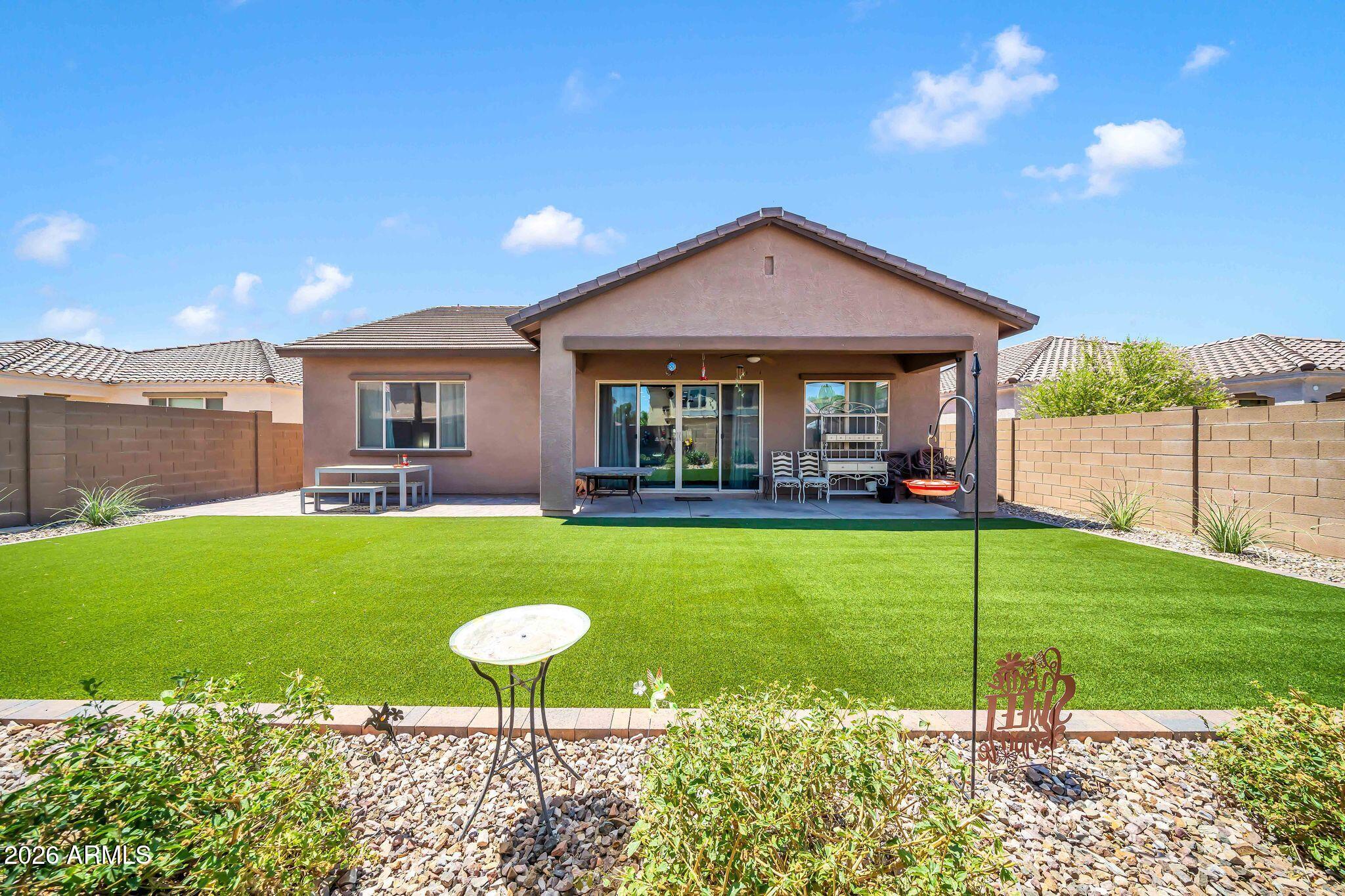WESTERN ENCLAVE - Residential