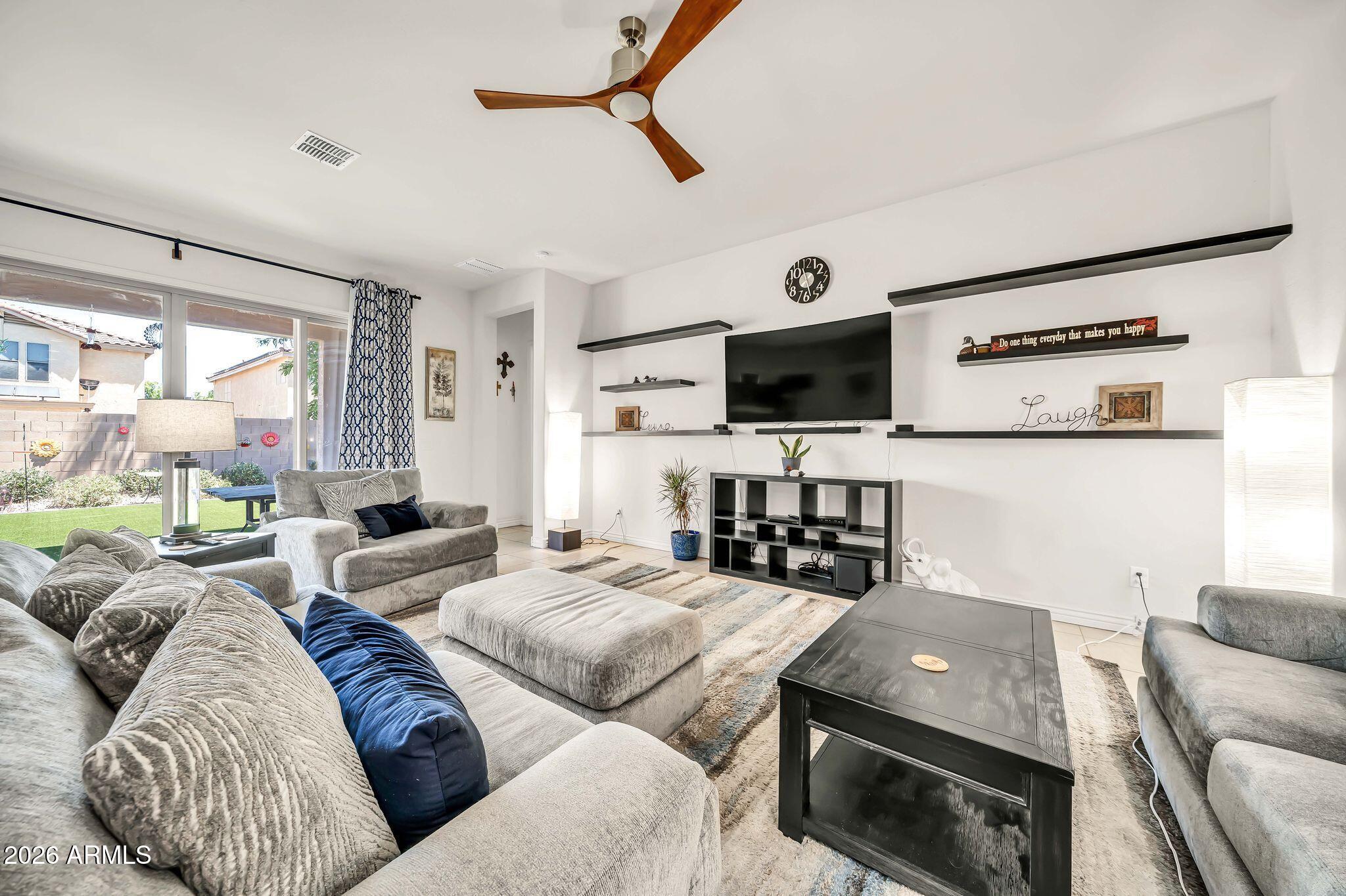 WESTERN ENCLAVE - Residential