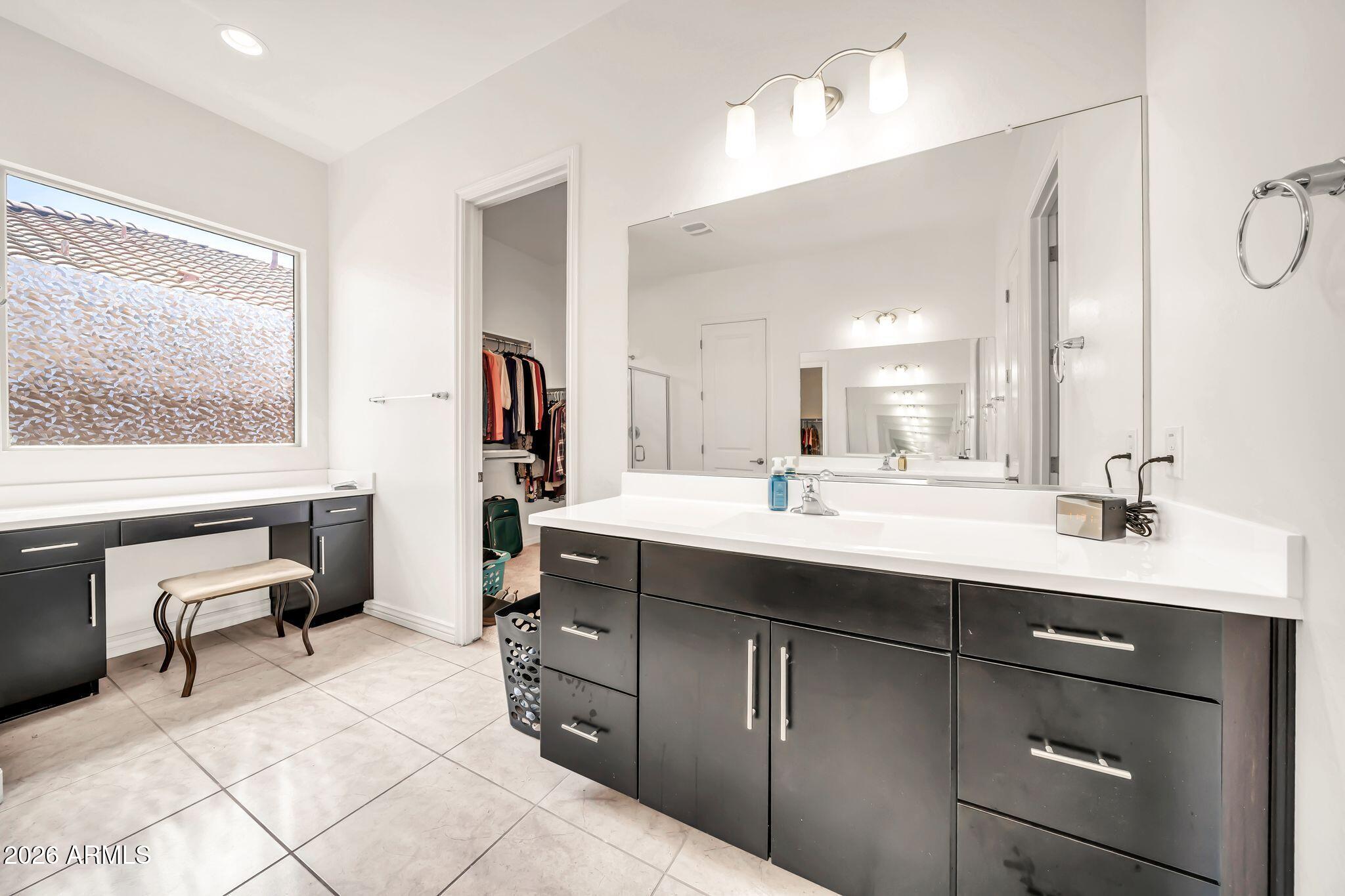 WESTERN ENCLAVE - Residential