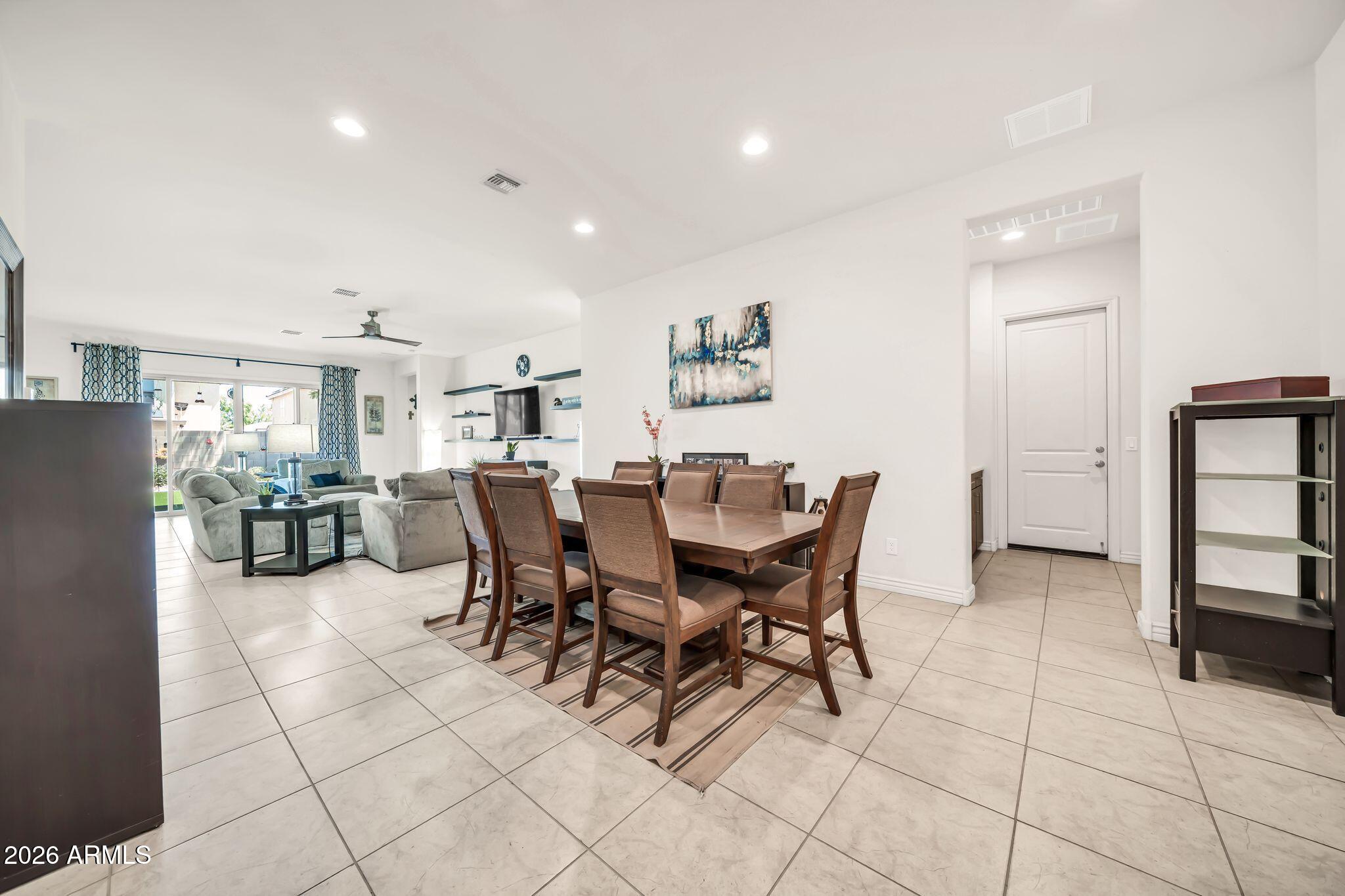 WESTERN ENCLAVE - Residential