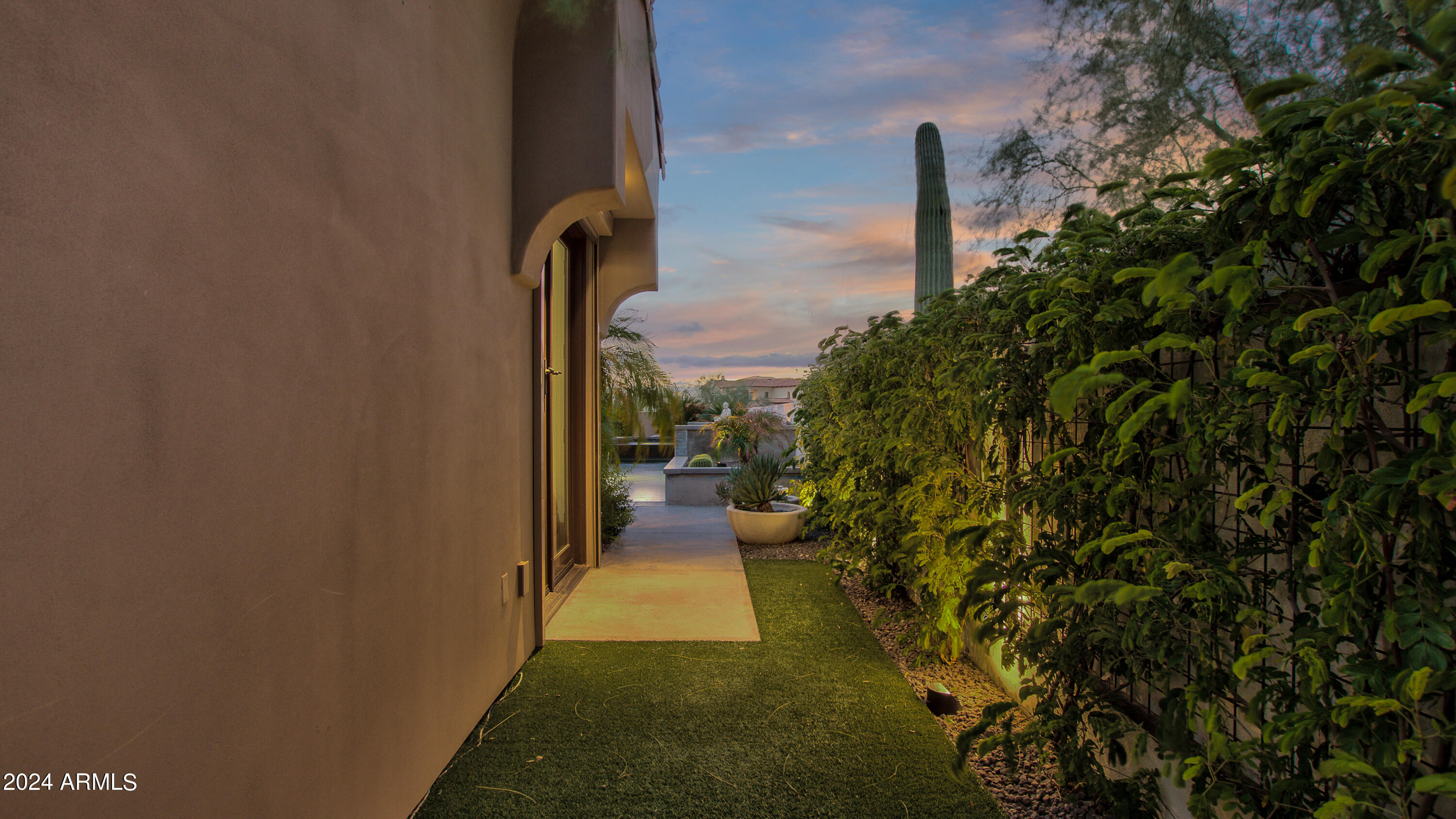 THE VILLAGE AT PARADISE RESERVE - Residential