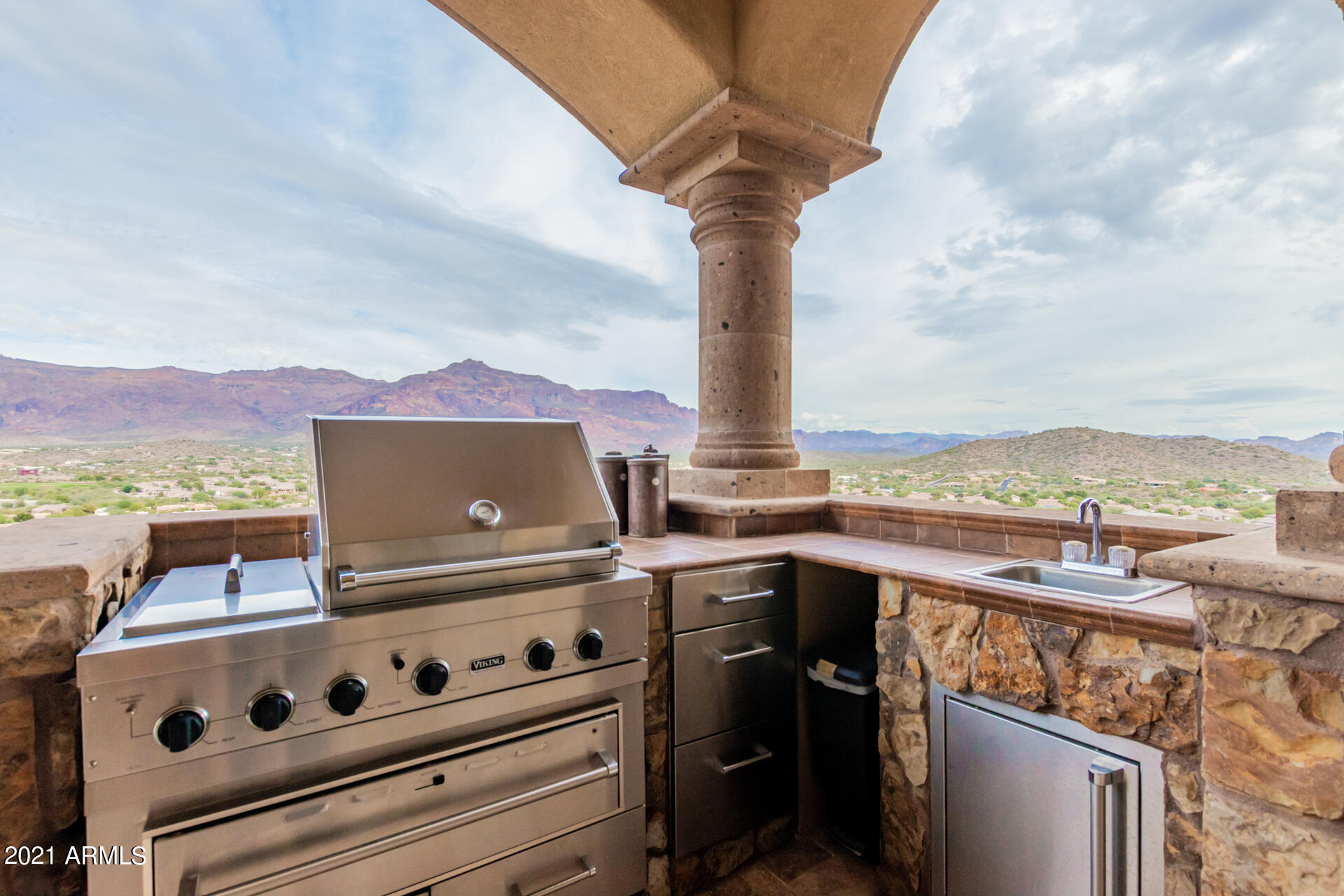 GOLD CANYON EAST - Residential