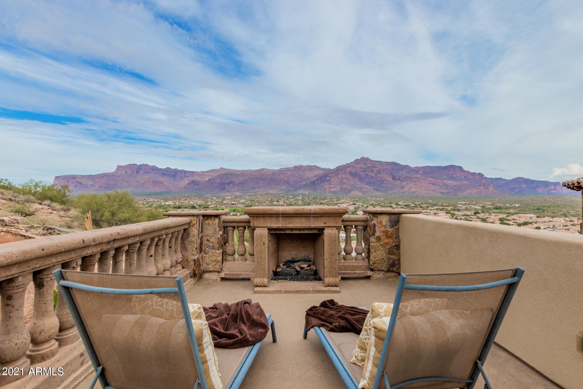 GOLD CANYON EAST - Residential