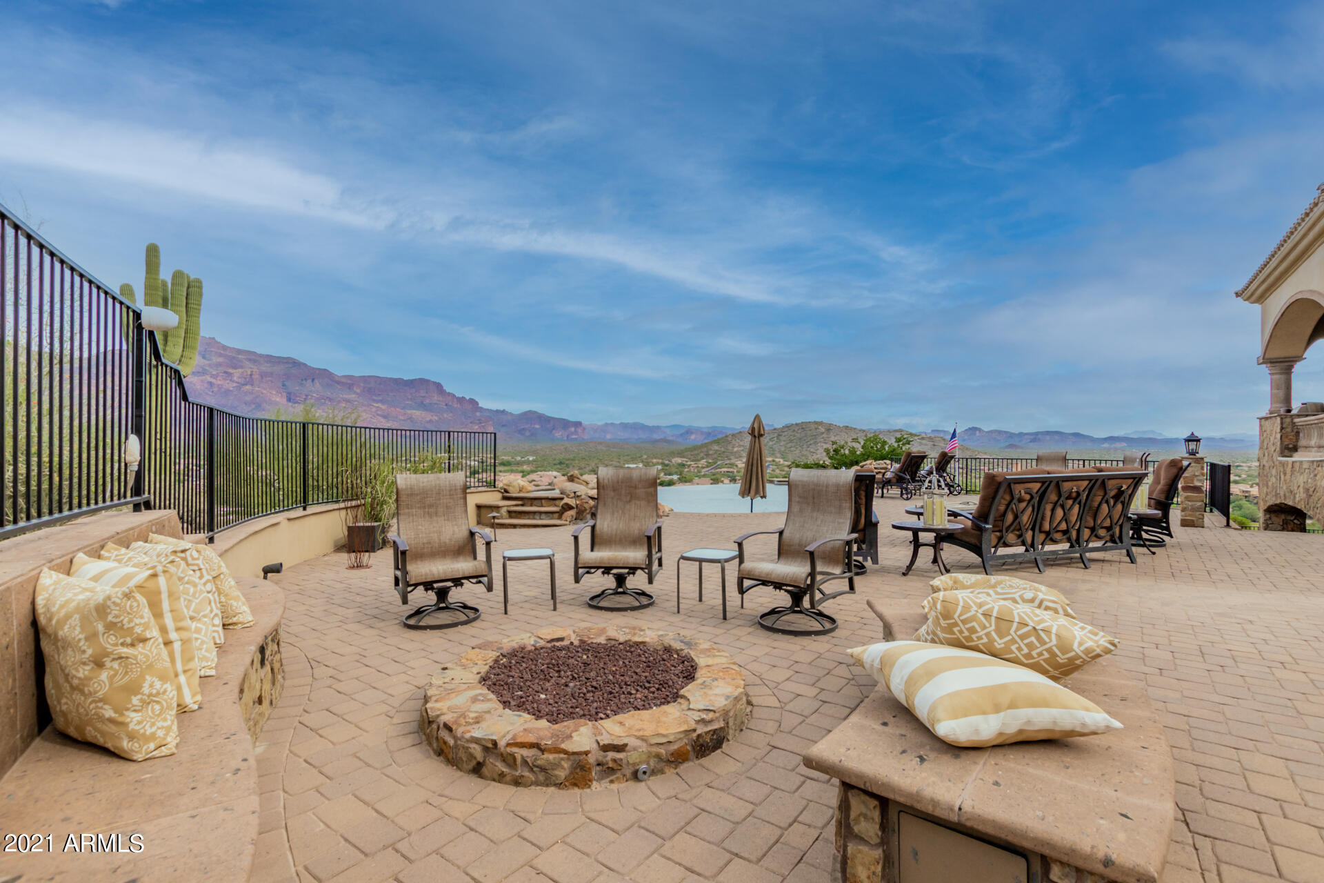 GOLD CANYON EAST - Residential