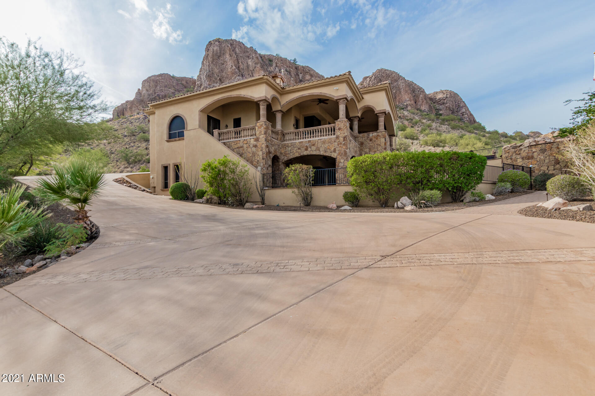 GOLD CANYON EAST - Residential