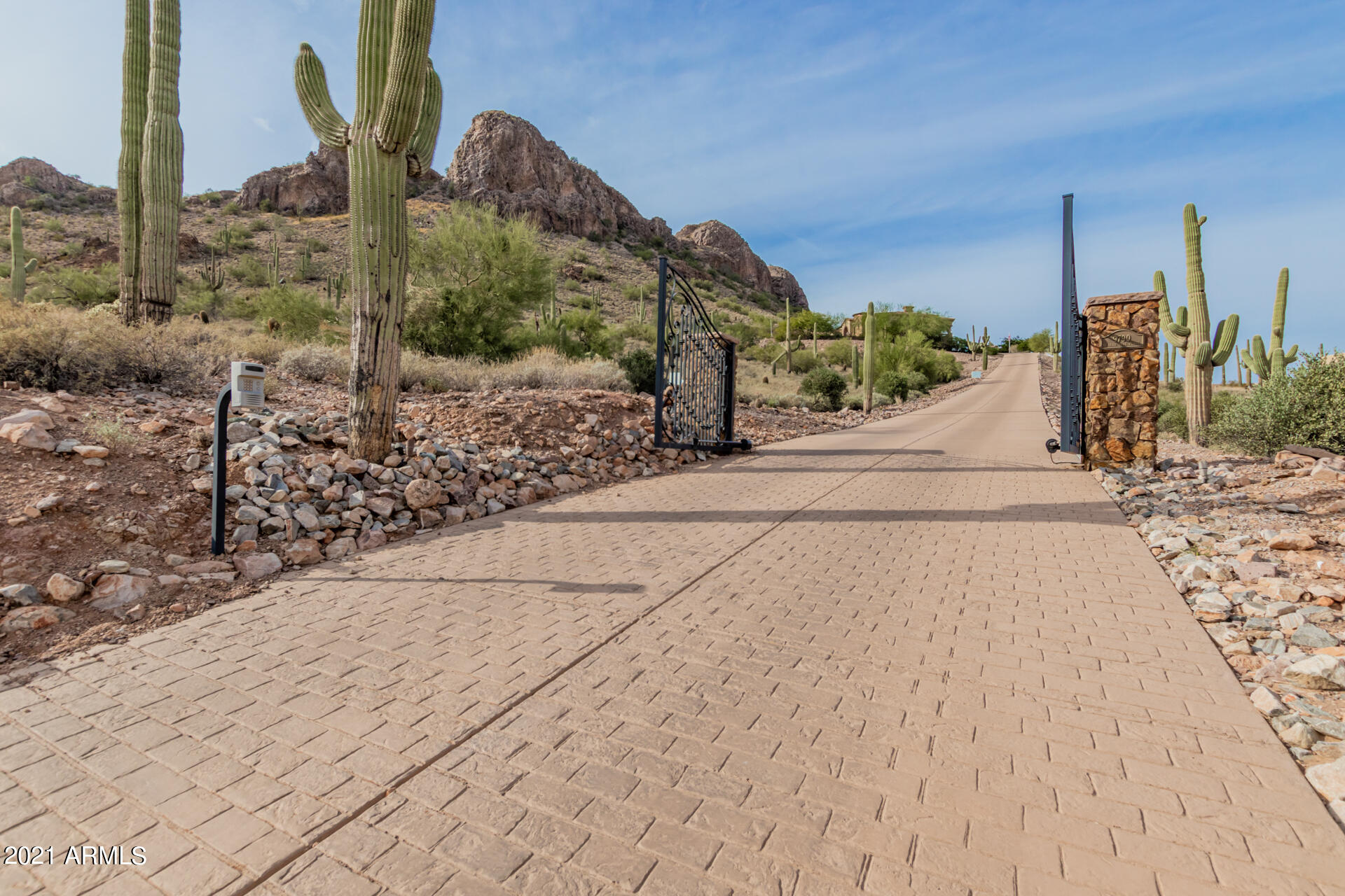 GOLD CANYON EAST - Residential
