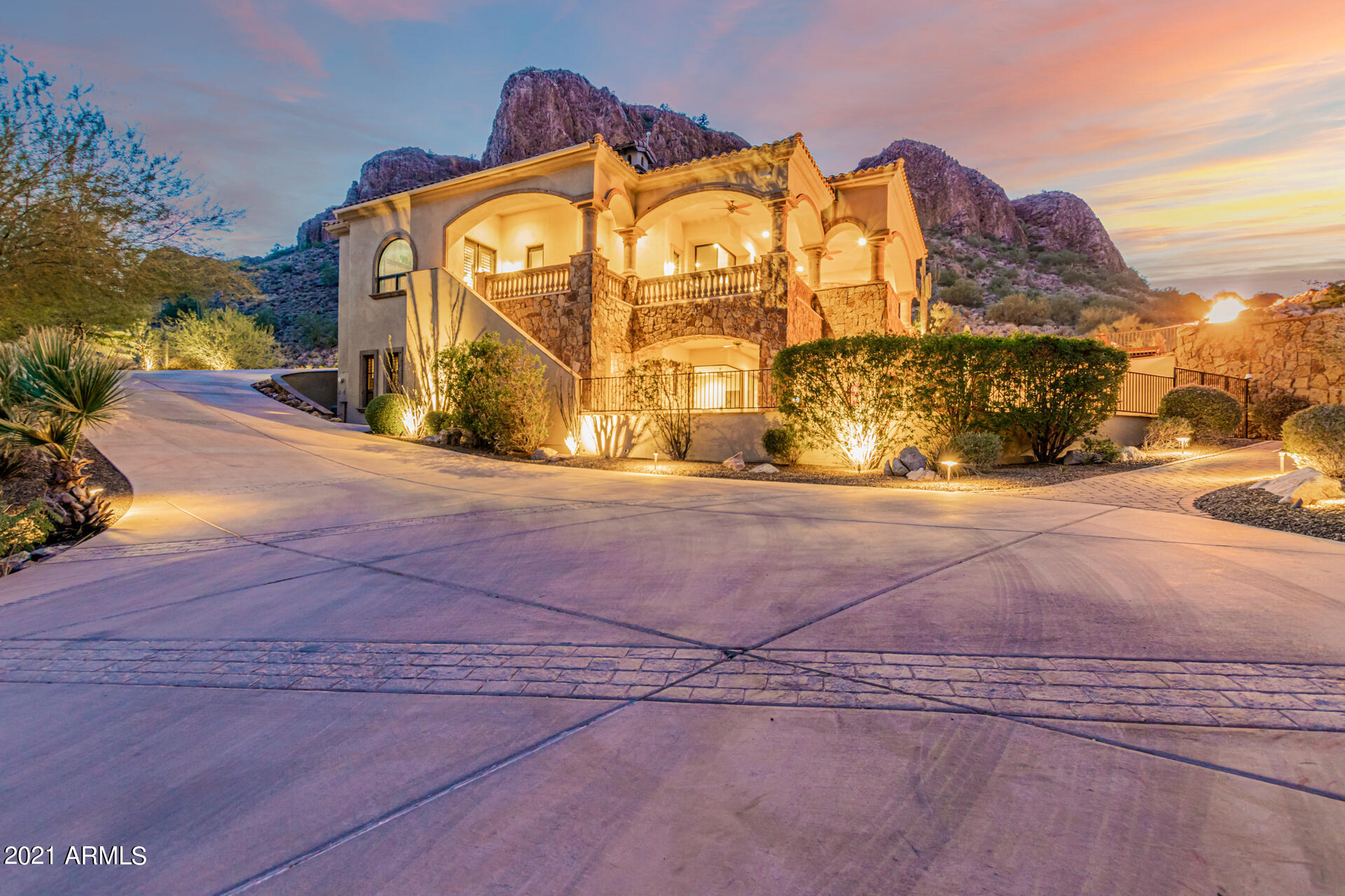 GOLD CANYON EAST - Residential