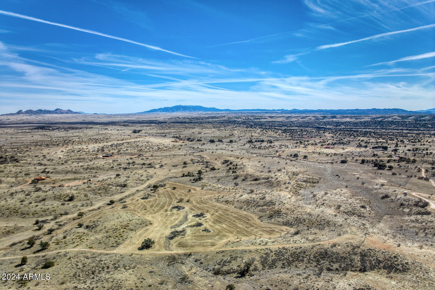 Singing Hills - Land