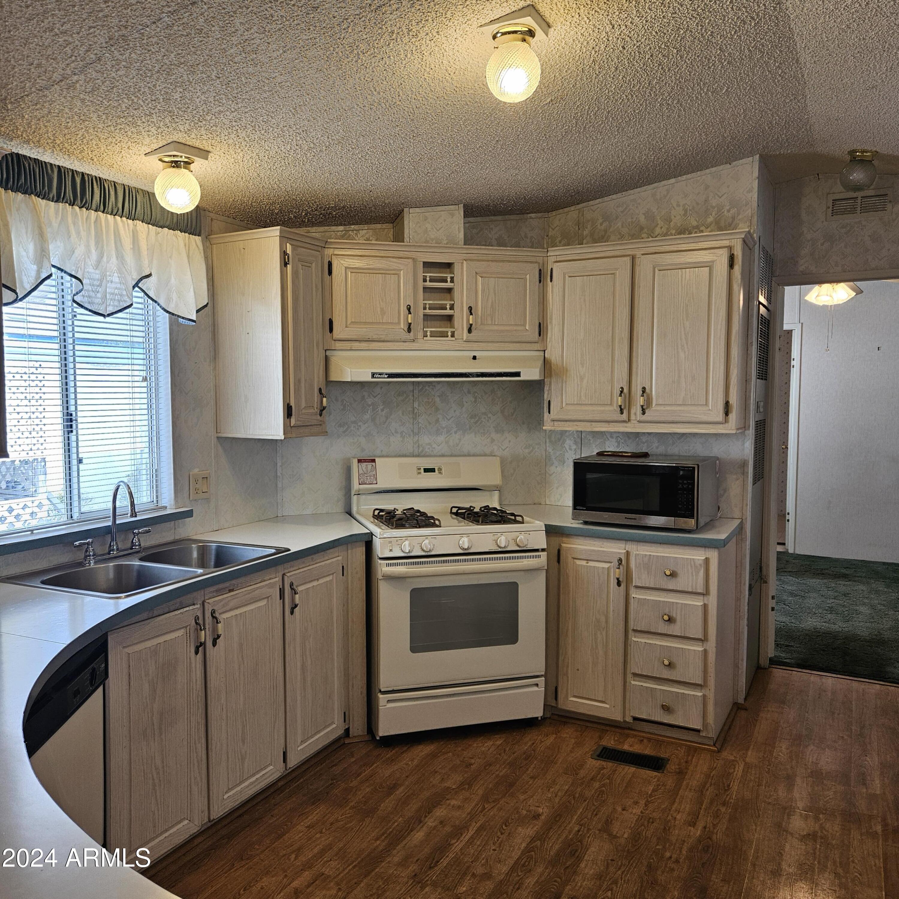 Sierra Vista Village - Residential