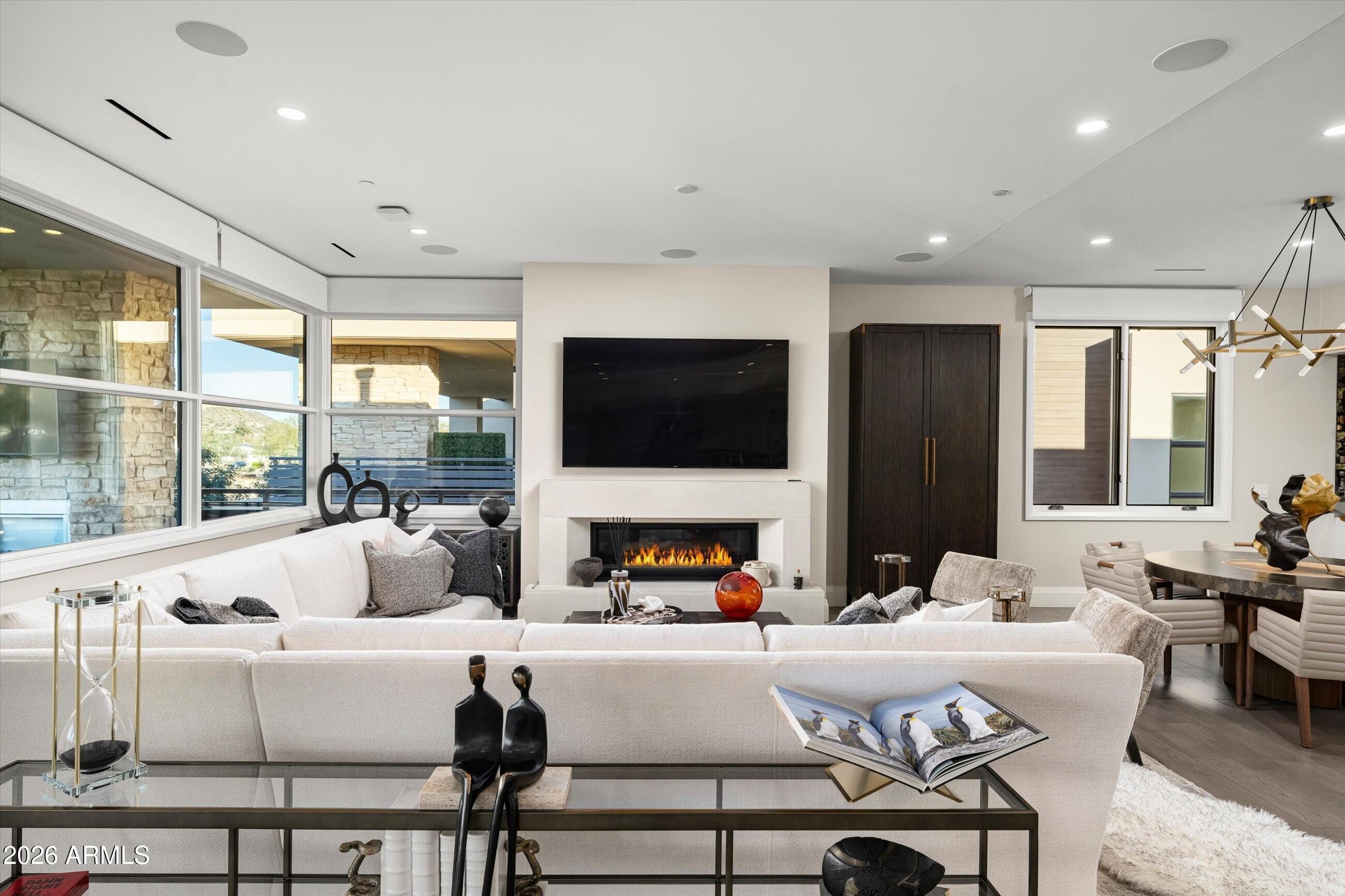 VILLAS AT MOUNTAIN SHADOWS 2 CONDOMINIUMS 2 AMD - Residential