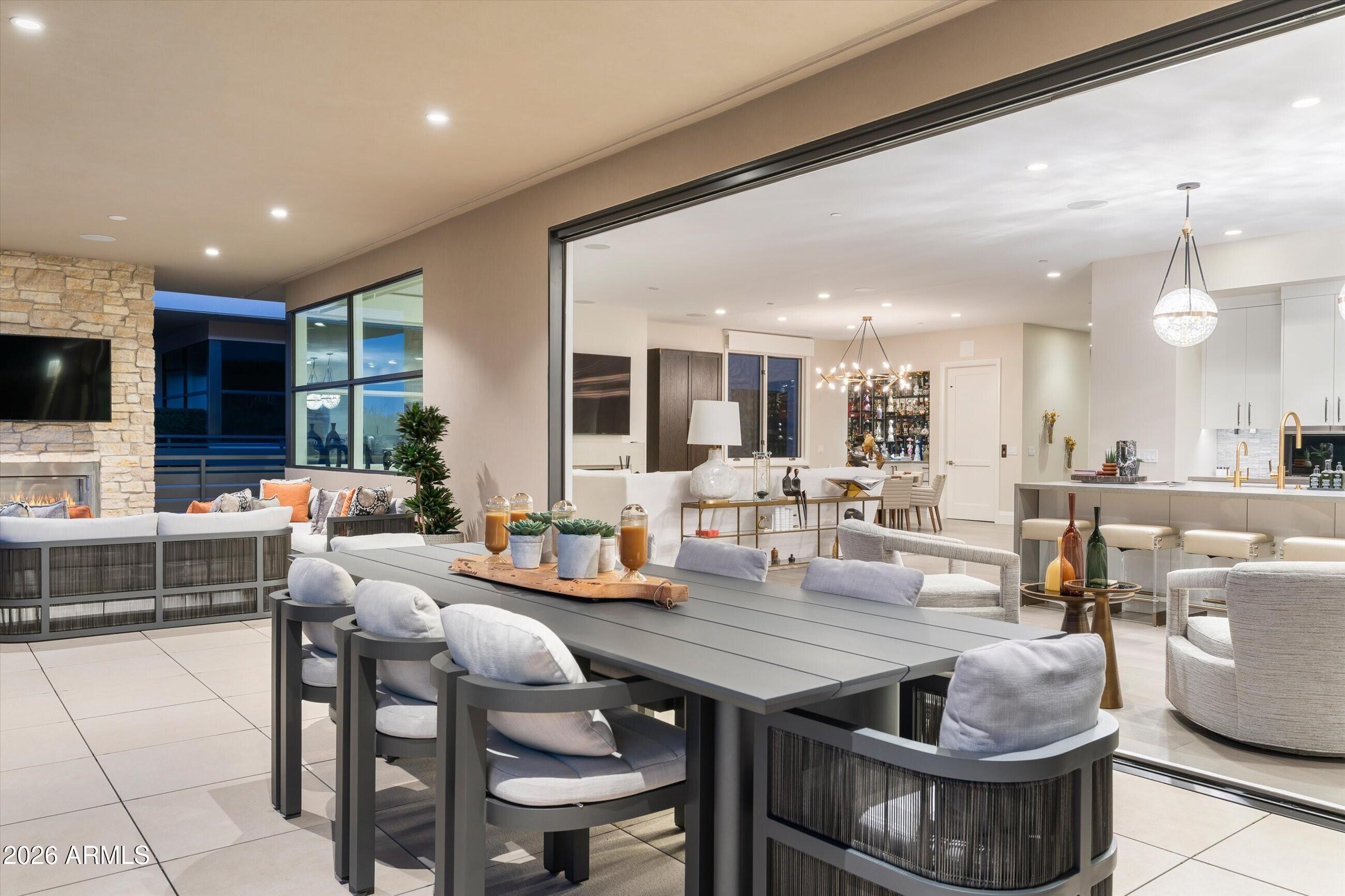 VILLAS AT MOUNTAIN SHADOWS 2 CONDOMINIUMS 2 AMD - Residential