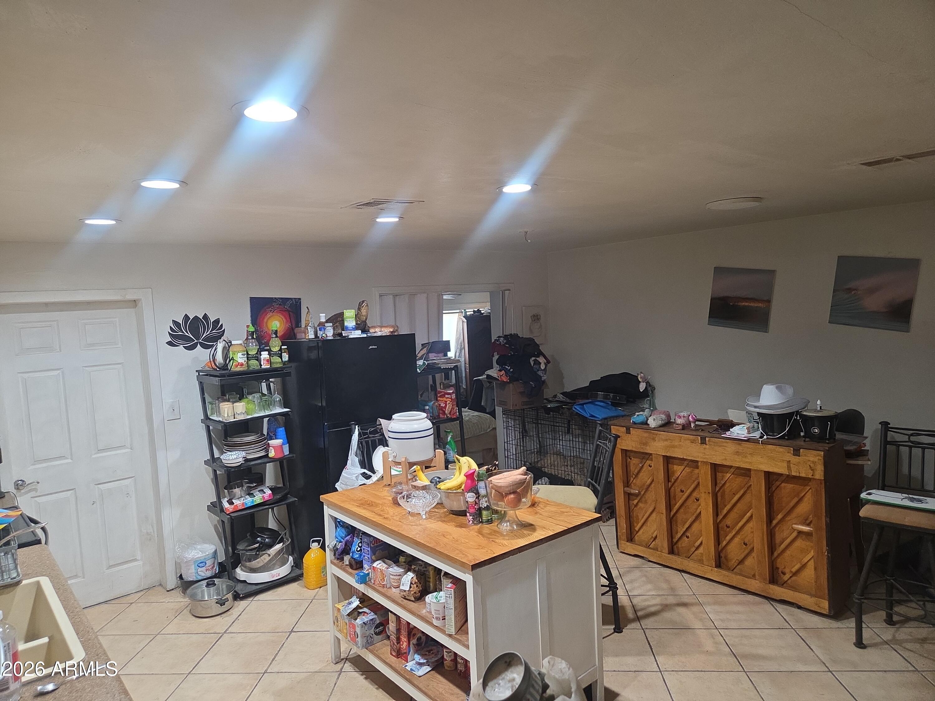 ARIZONA CITY UNIT ONE - Residential
