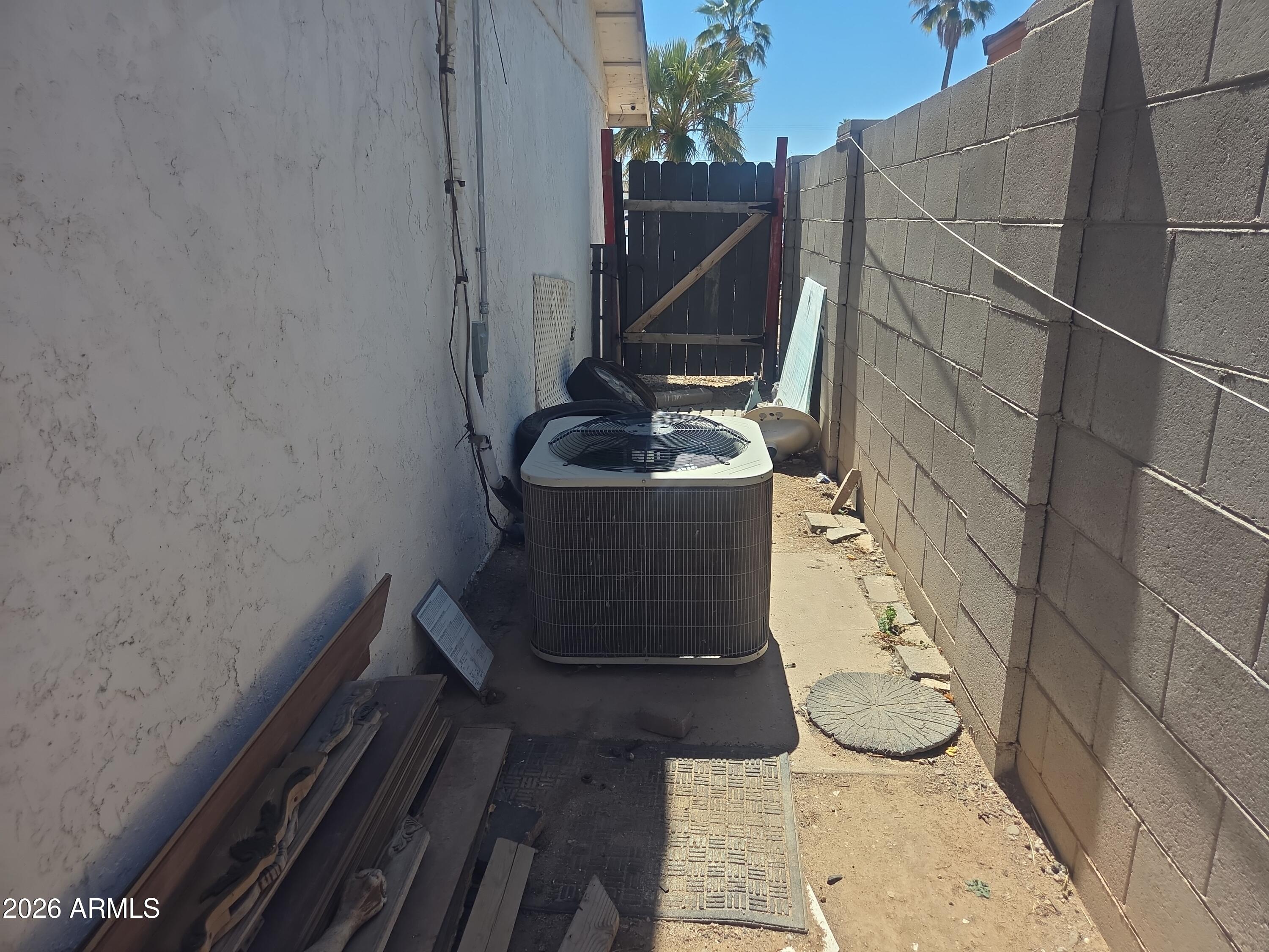 ARIZONA CITY UNIT ONE - Residential