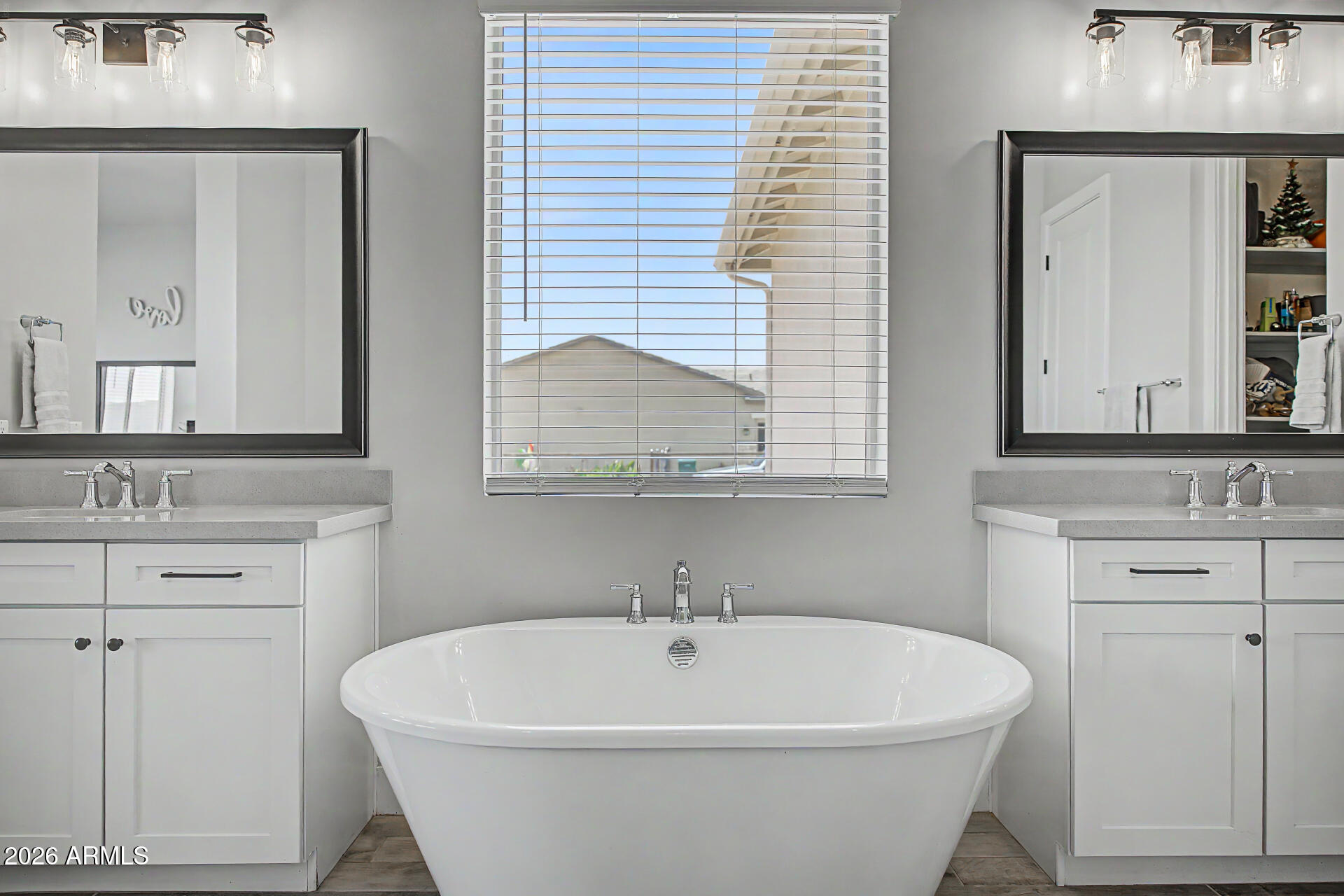 COMMENCING AT THE NORTH QUARTER CORNER OF SECTION - Residential