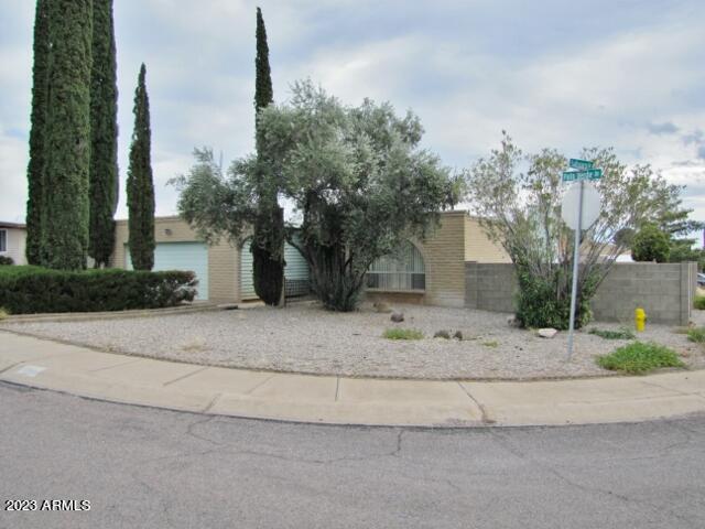 VISTA VILLAGE 1 - Residential Lease